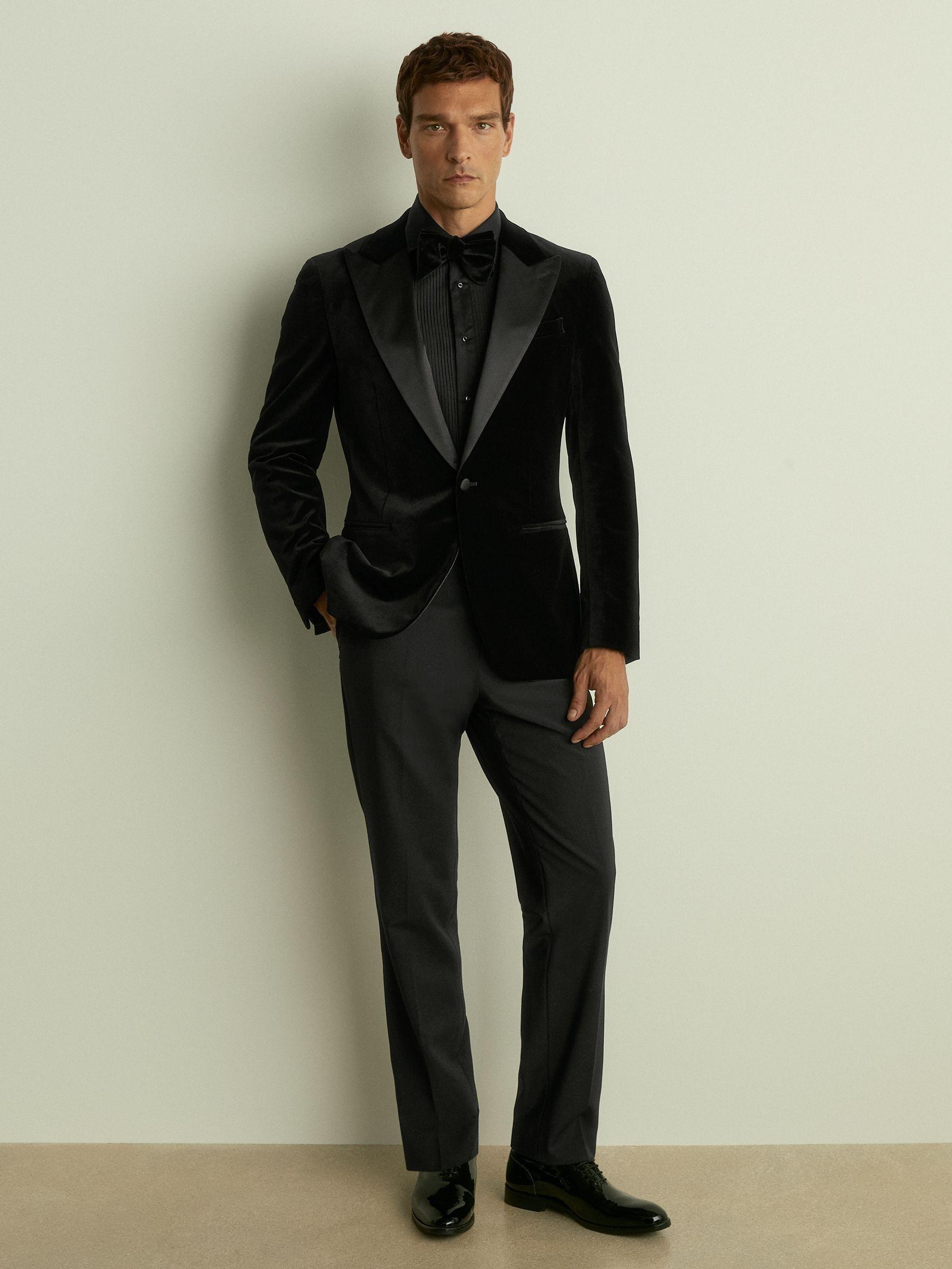 Slim Fit Cotton Dinner Shirt in Black Product Image