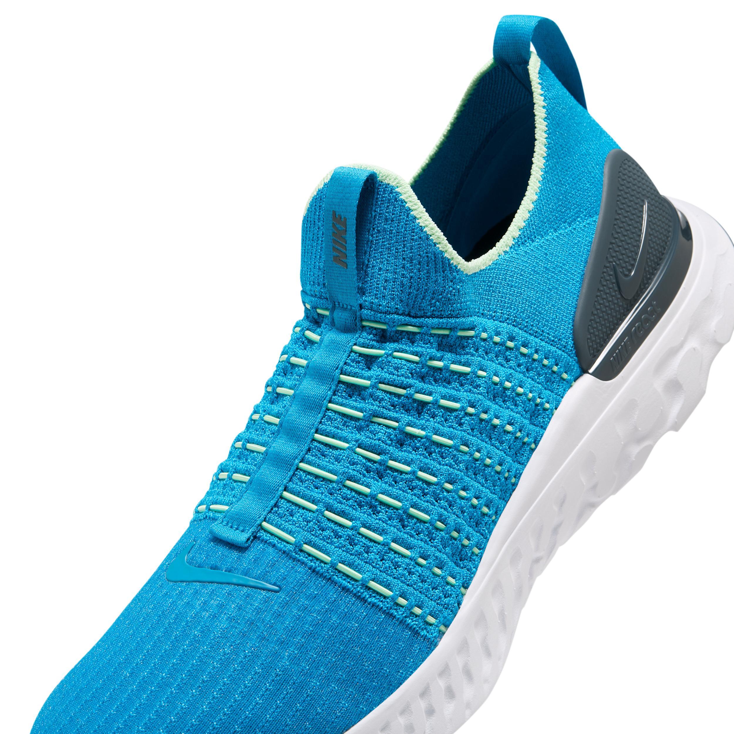 Nike Men's Phantom Run 2 Road Running Shoes Product Image
