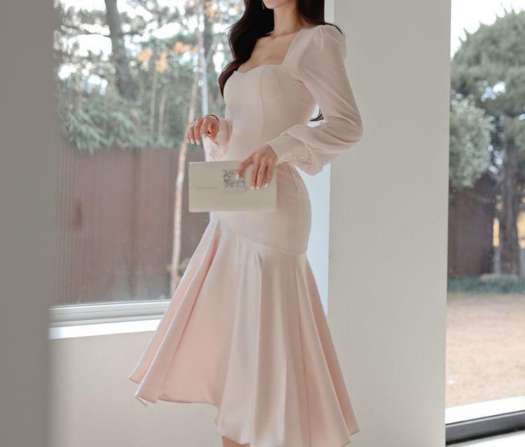 Long-Sleeve Plain Asymmetrical Midi Mermaid Dress Product Image