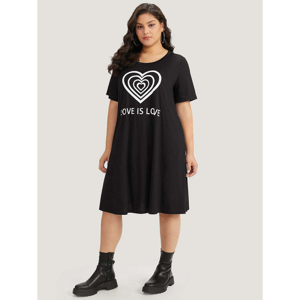 Plus Size Supersoft Essentials Heart & Letter Pocket Crew Neck Dress Black Women Casual Plain Curvy Midi Dress BloomChic 26/4X Product Image