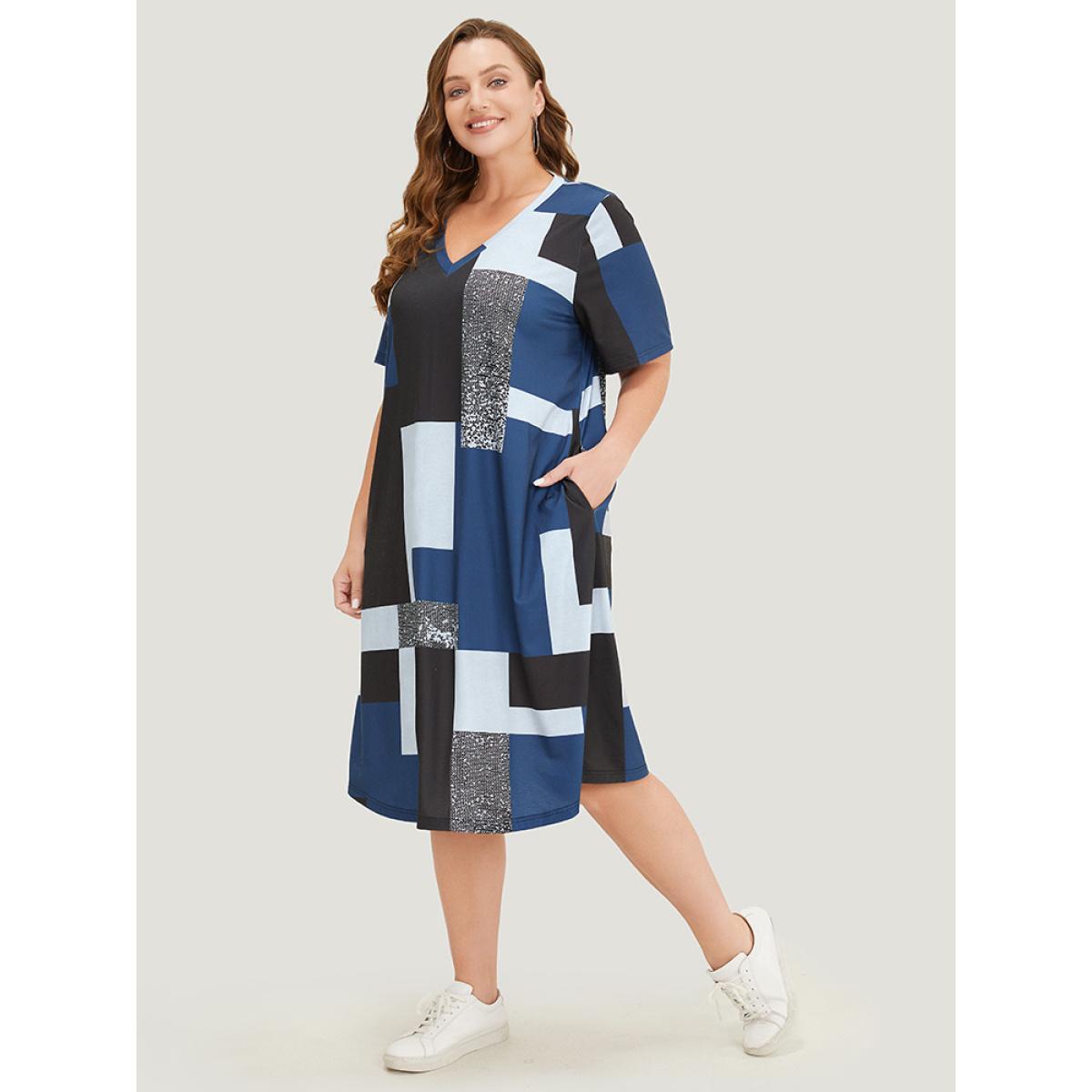 Plus Size Geometric Contrast Pocket Midi Dress Multicolor Women Casual Contrast V-neck Short sleeve Curvy Midi Dress BloomChic 14-16/1X Product Image
