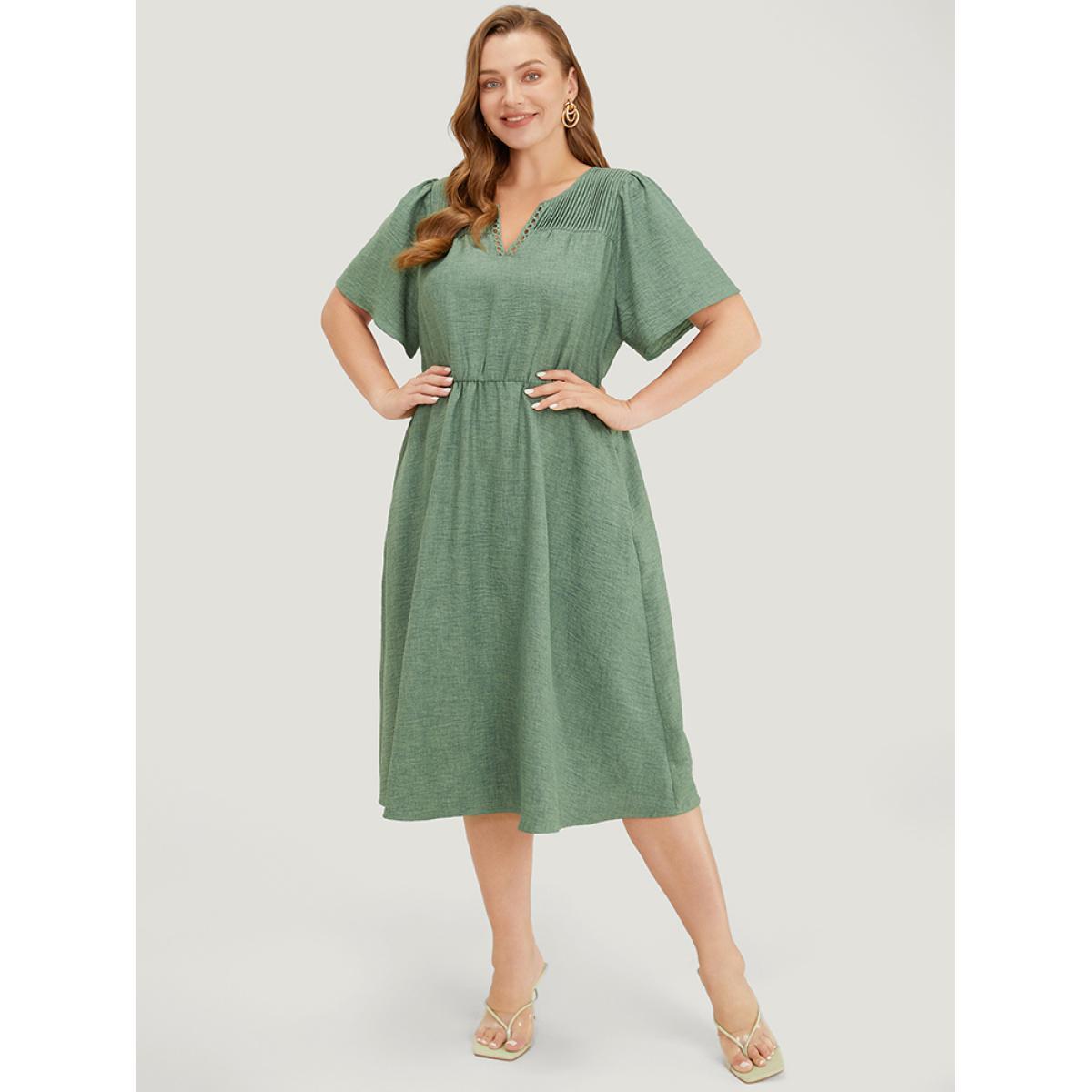 Plus Size Solid Pleated Detail Lace Pocket Ruffle Sleeve Dress Emerald Women Elegant Pleated V-neck Short sleeve Curvy Midi Dress BloomChic 26/4X Product Image