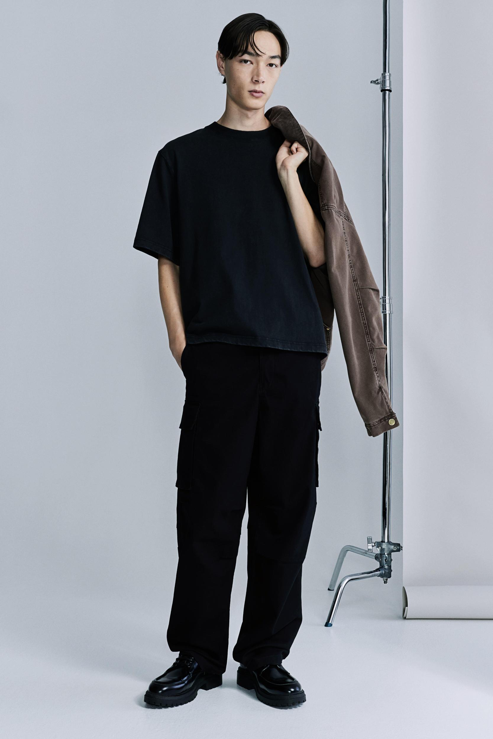 Relaxed Fit Cargo Pants Product Image