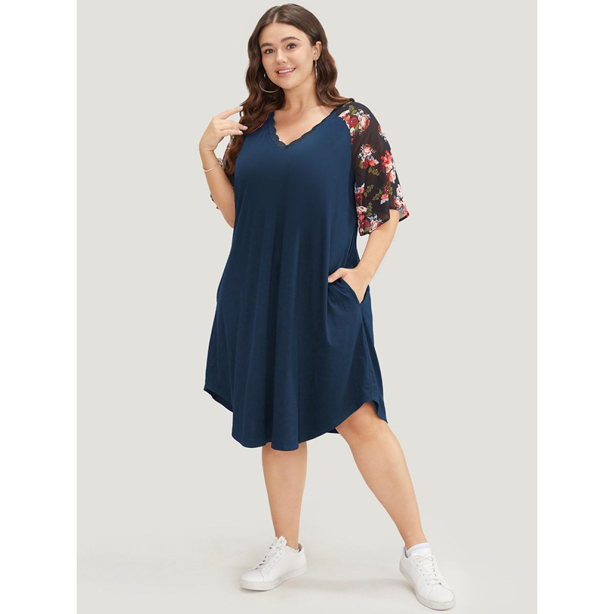 Plus Size Floral Raglan Sleeve Lace Trim Pocket Arc Hem Dress DarkBlue Women Casual Non V-neck Short sleeve Curvy Midi Dress BloomChic 26/4X Product Image