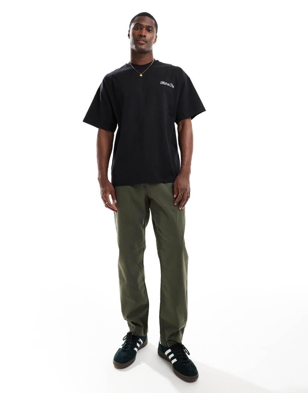 Selected Homme oversized heavy weight t-shirt with floral backprint in black Product Image