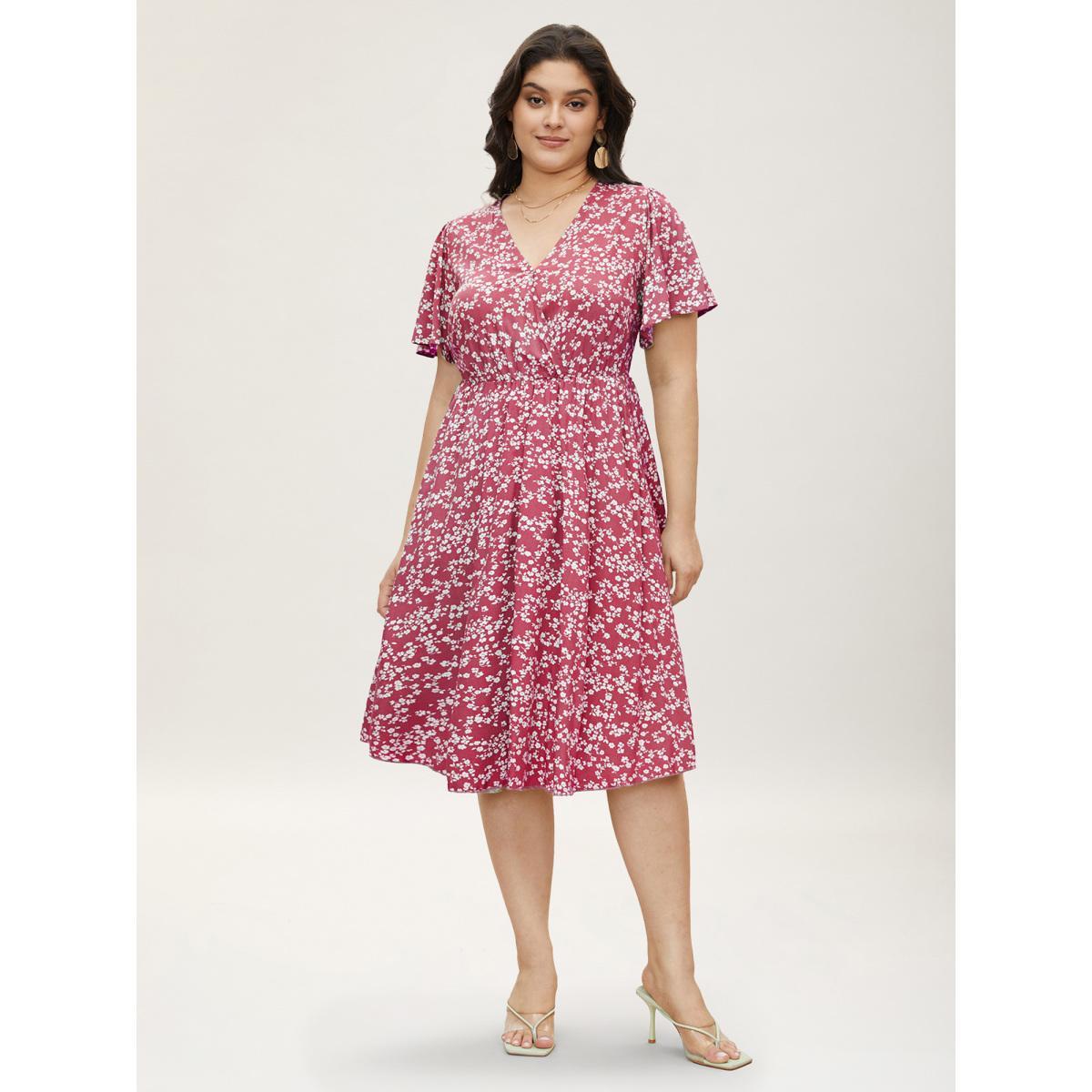 Plus Size Bloom Dress - Ditsy Floral Elastic Waist Ruffles Pocket Knee Dress DustyPink Women Elegant Non V-neck Short sleeve Curvy Knee Dress BloomChic 14-16/1X Product Image