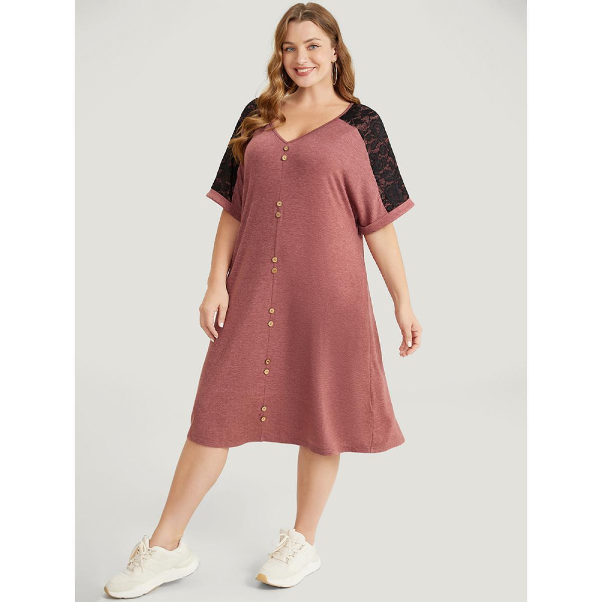 Plus Size Plain Lace Patchwork Button Detail Pocket Dress DustyPink Women Casual Patchwork V-neck Short sleeve Curvy Knee Dress BloomChic 30/6X Product Image