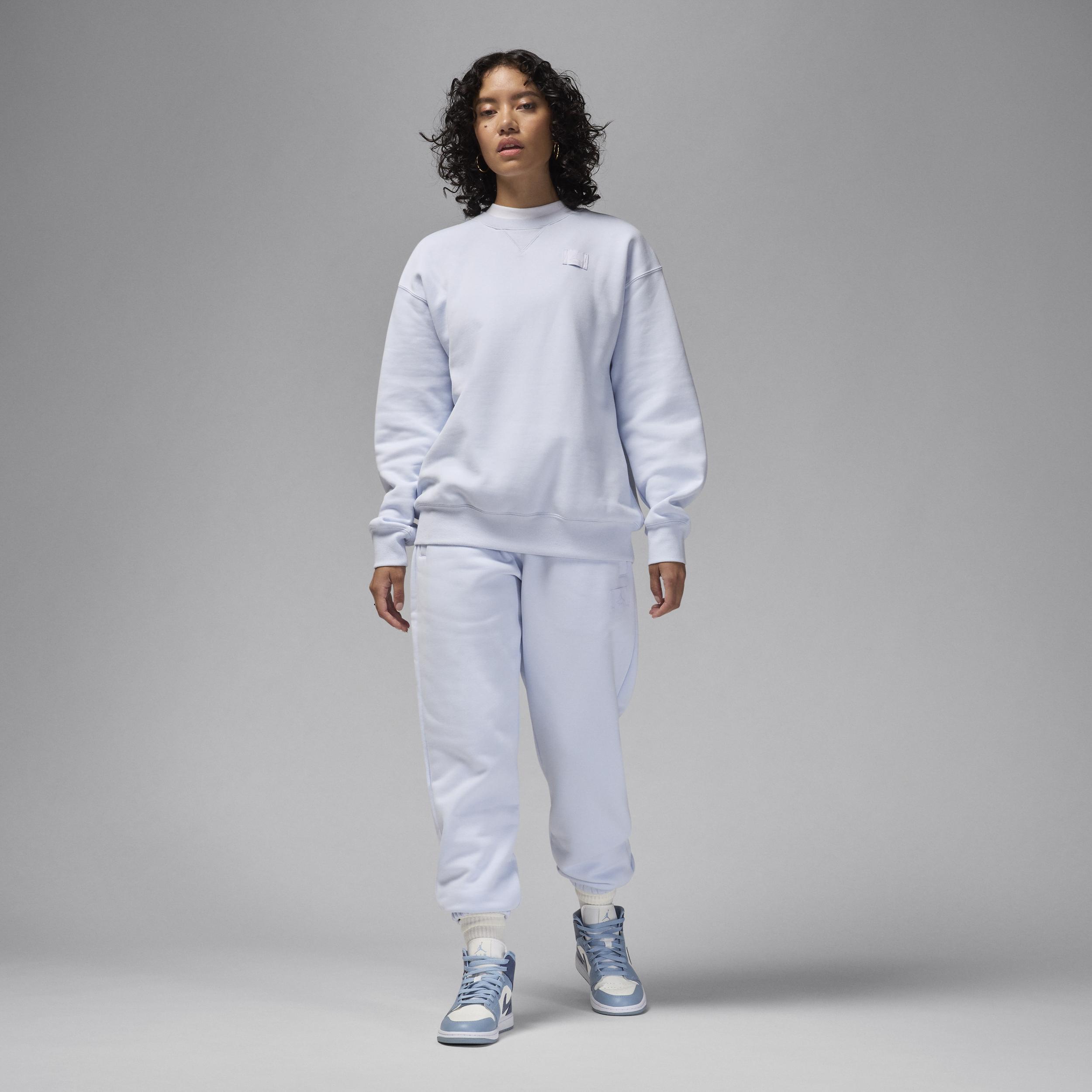 Jordan Flight Fleece Women's Crew-Neck Sweatshirt Product Image