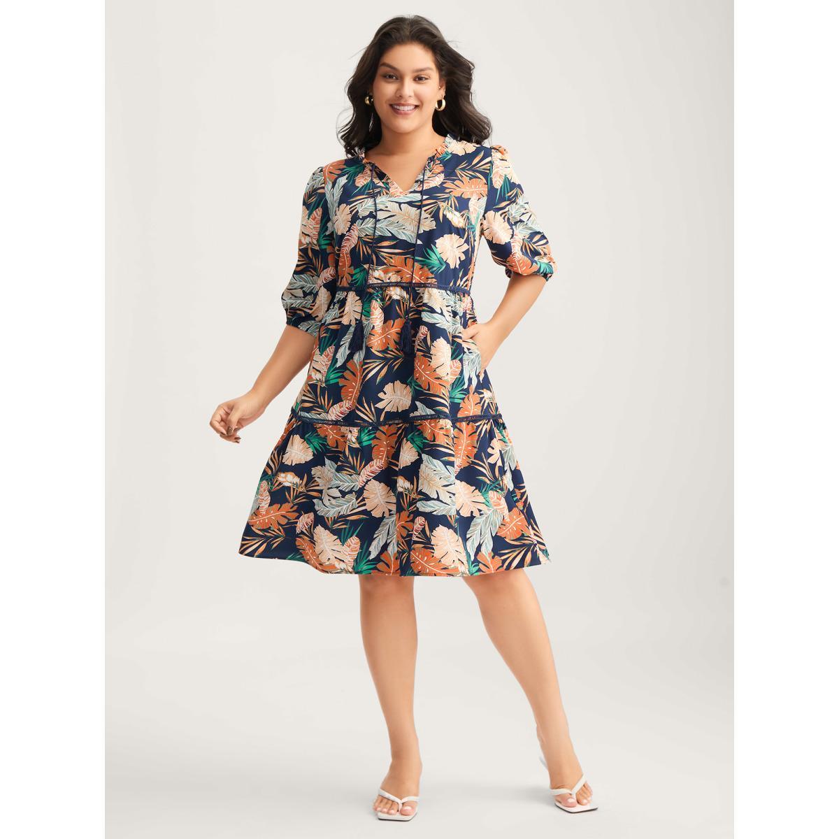 Plus Size Tropical Leaf Print Lace Stretchy Midi Dress Indigo Women Flat collar with V-notch Elbow-length sleeve Curvy BloomChic 12/L Product Image