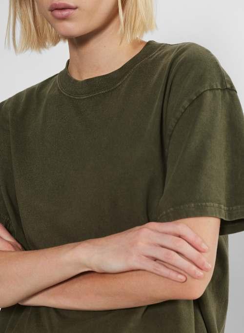 soft feels™ bike-short t-shirt Product Image