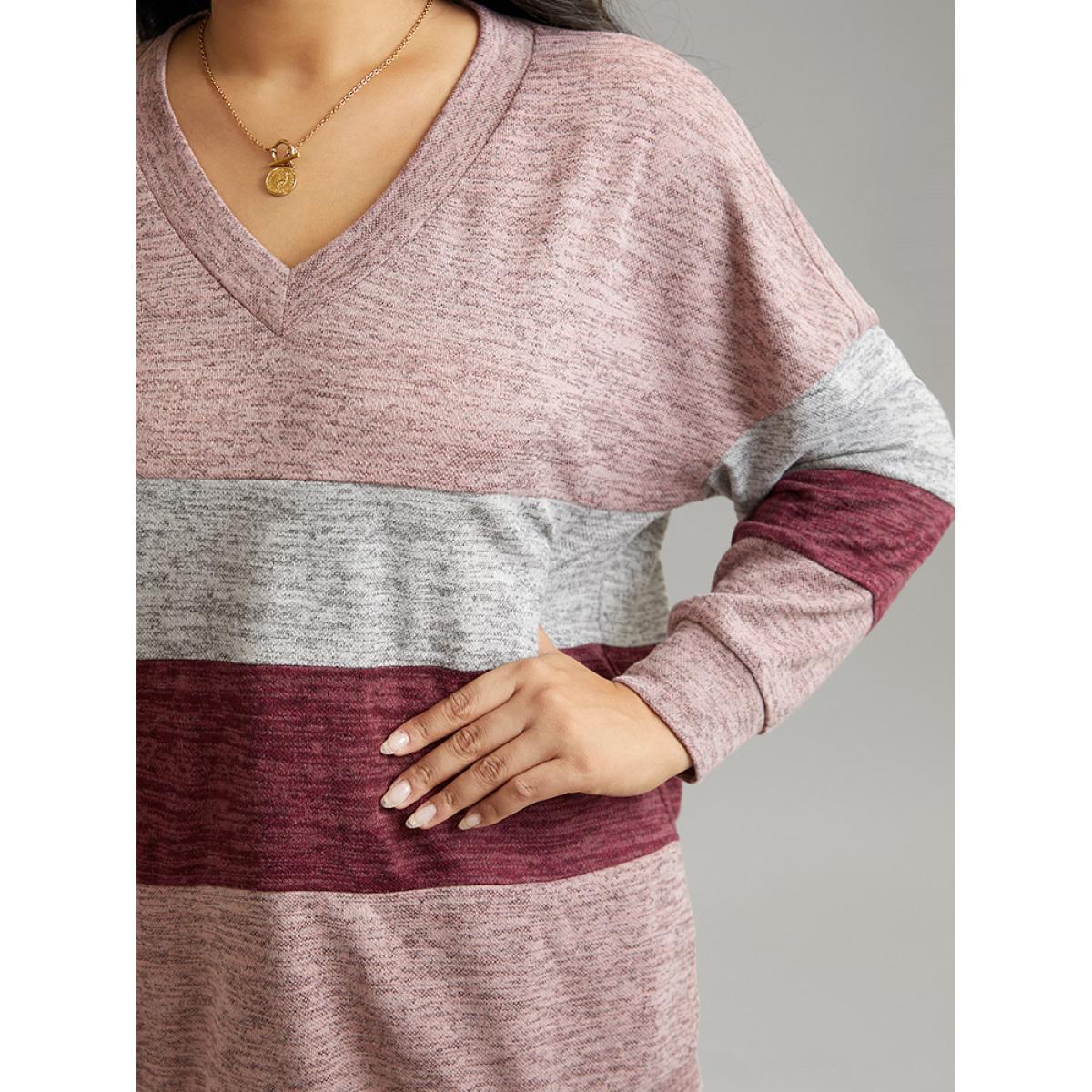 Plus Size Heather Colorblock Long Sleeve Sweatshirt Women Multicolor Casual Heather V-neck Dailywear Sweatshirts BloomChic 22-24/3X Product Image