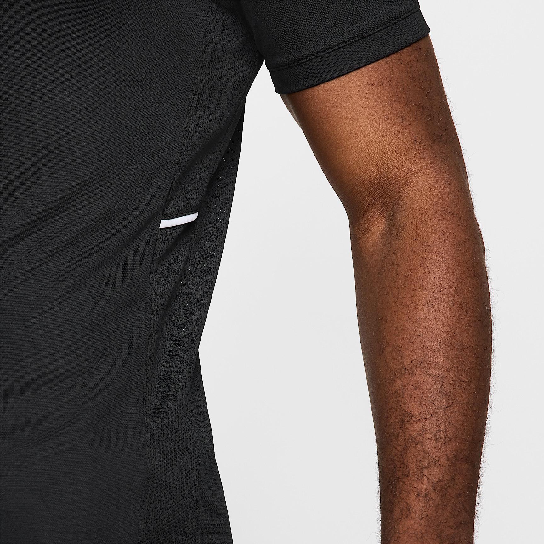 Nike Academy Men's Dri-FIT Short-Sleeve Soccer Top Product Image