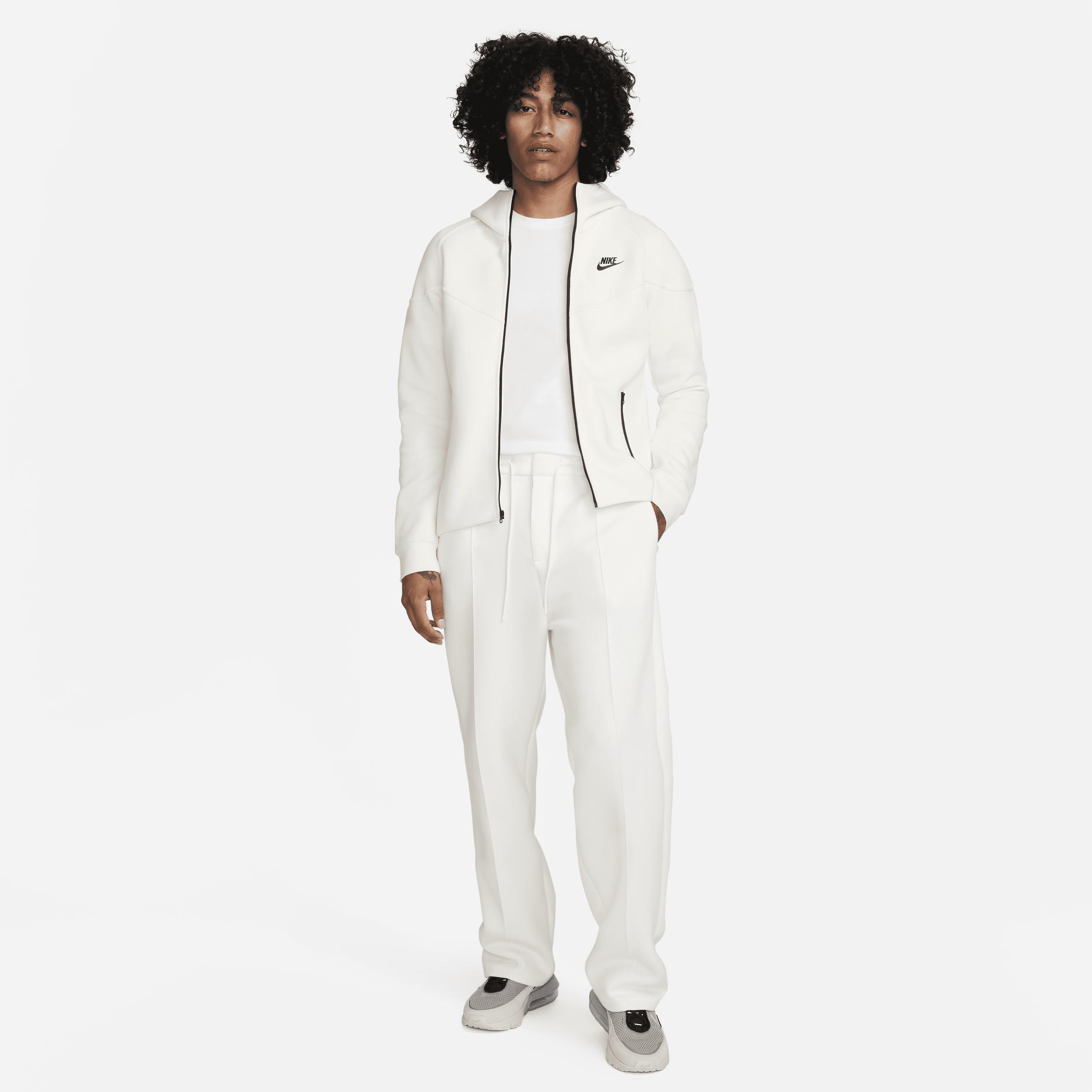 Nike Sportswear Tech Fleece Reimagined Men's Loose Fit Open Hem Sweatpants Product Image