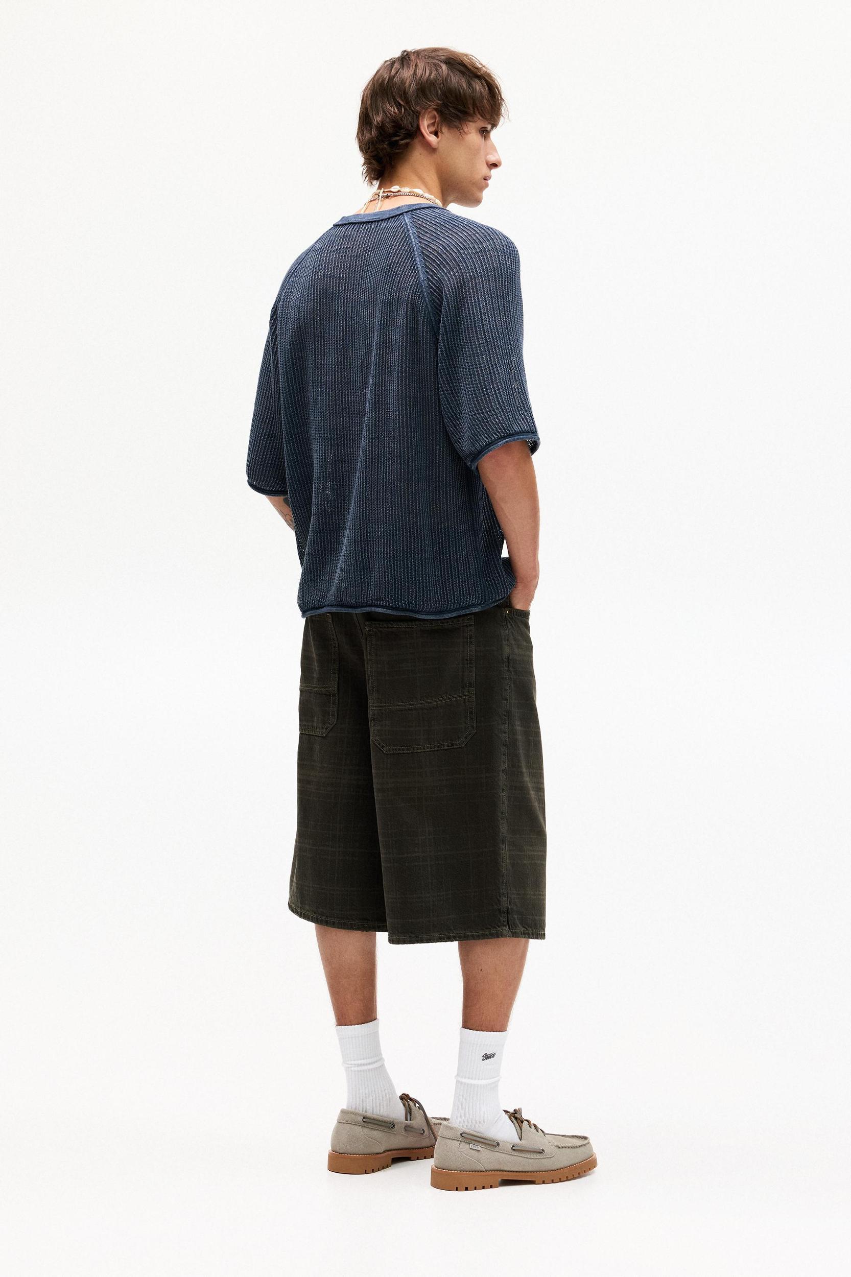 Short sleeve knit T-shirt Product Image
