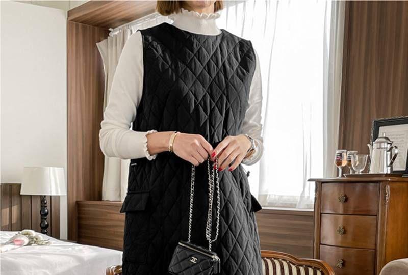 Sleeveless Round Neck Plain Quilted Midi A-Line Pinafore Dress Product Image