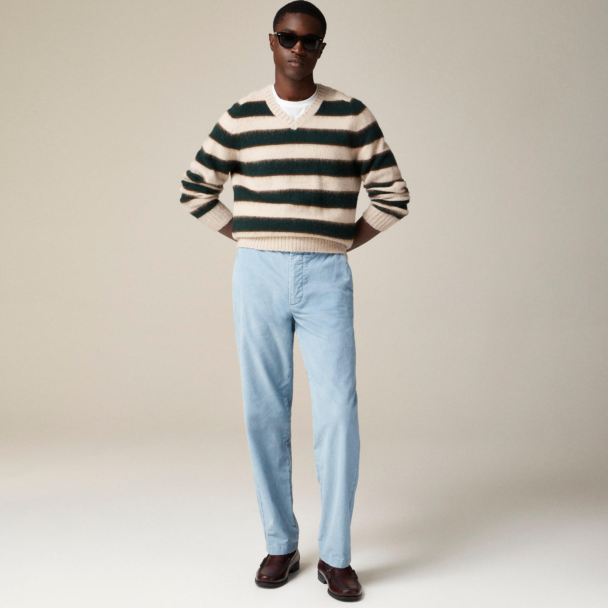 Classic-fit lightweight 14-wale corduroy pant Product Image