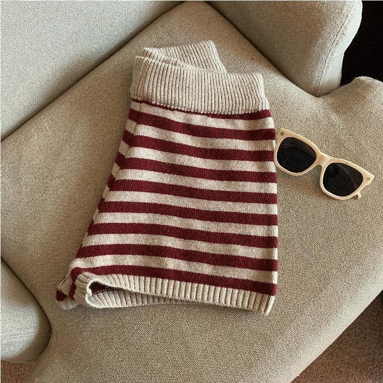 High Waist Striped Shorts Product Image