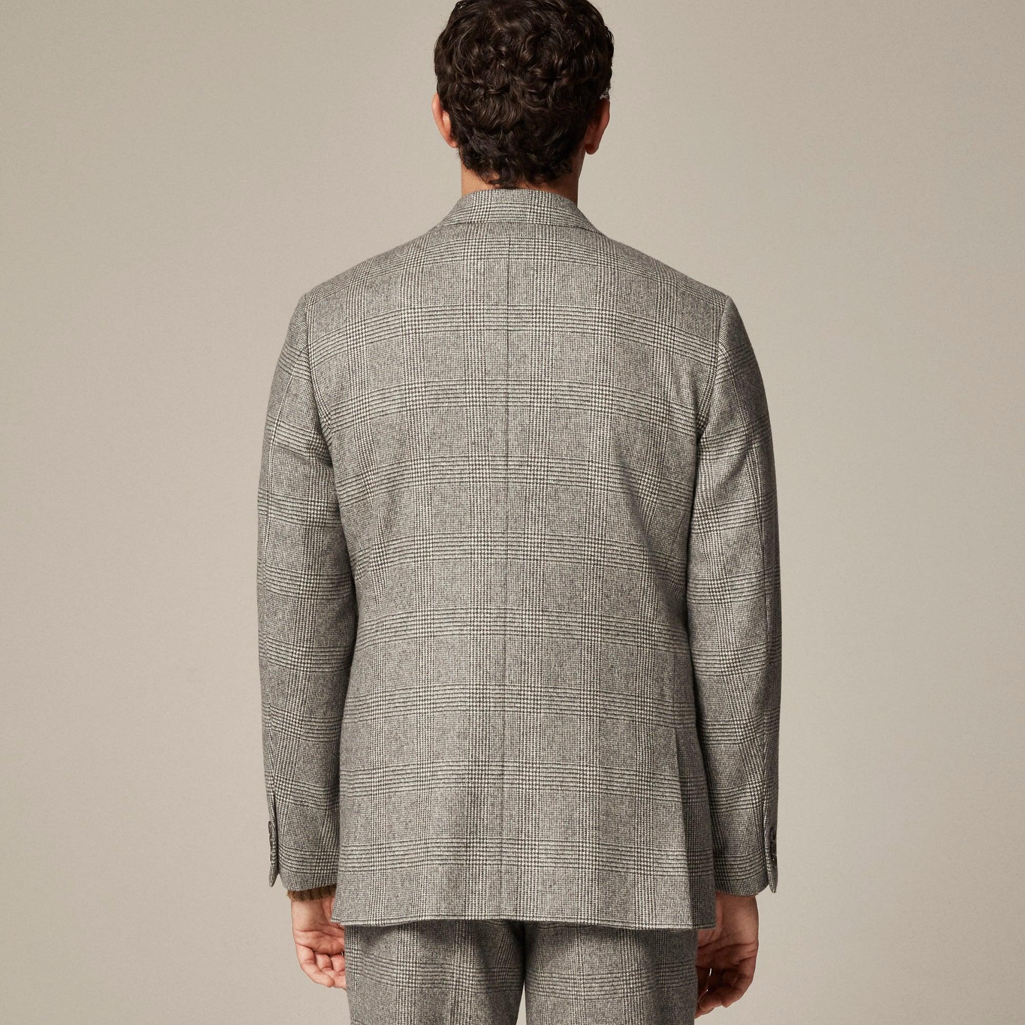 Kenmare Relaxed-fit double-breasted suit jacket in Scottish lambswool flannel Product Image
