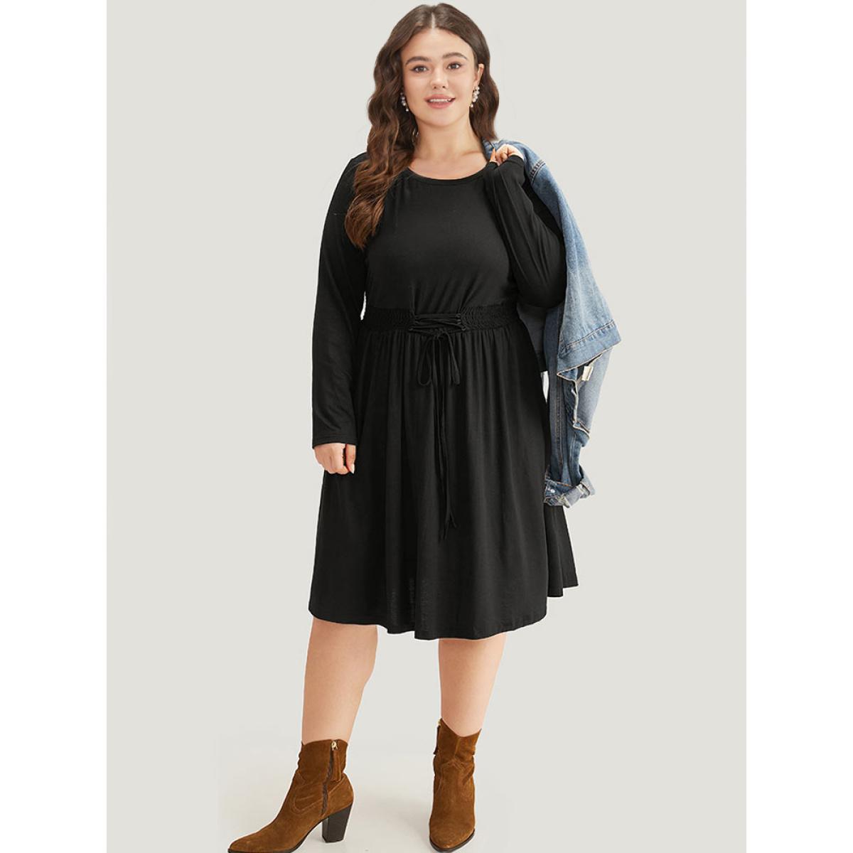 Plus Size Plain Lace Up Shirred Pocket Round Neck Dress Black Women Casual Plain Round Neck Long Sleeve Curvy Midi Dress BloomChic 10/M Product Image