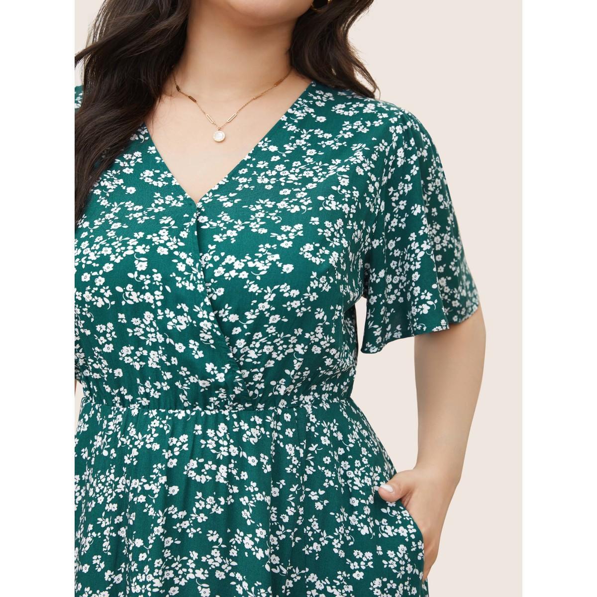 Ditsy Floral Printed Vintage Plus Size Women Vacation Long Dress Ruffle Sleeve Half Sleeve V Neck Pocket Elegance Dresses BloomChic Product Image