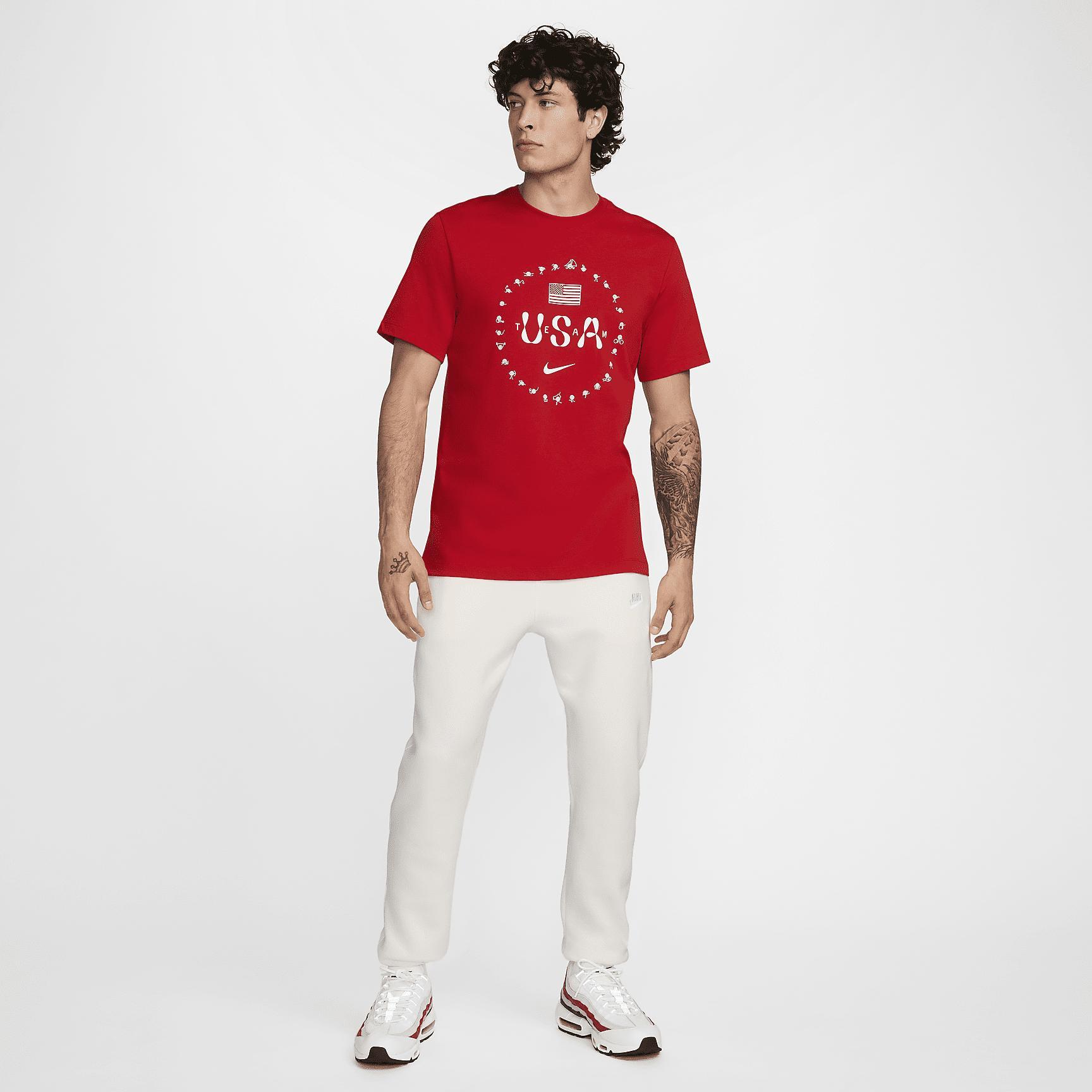 USA Premium Essential Icon Men's Nike T-Shirt Product Image