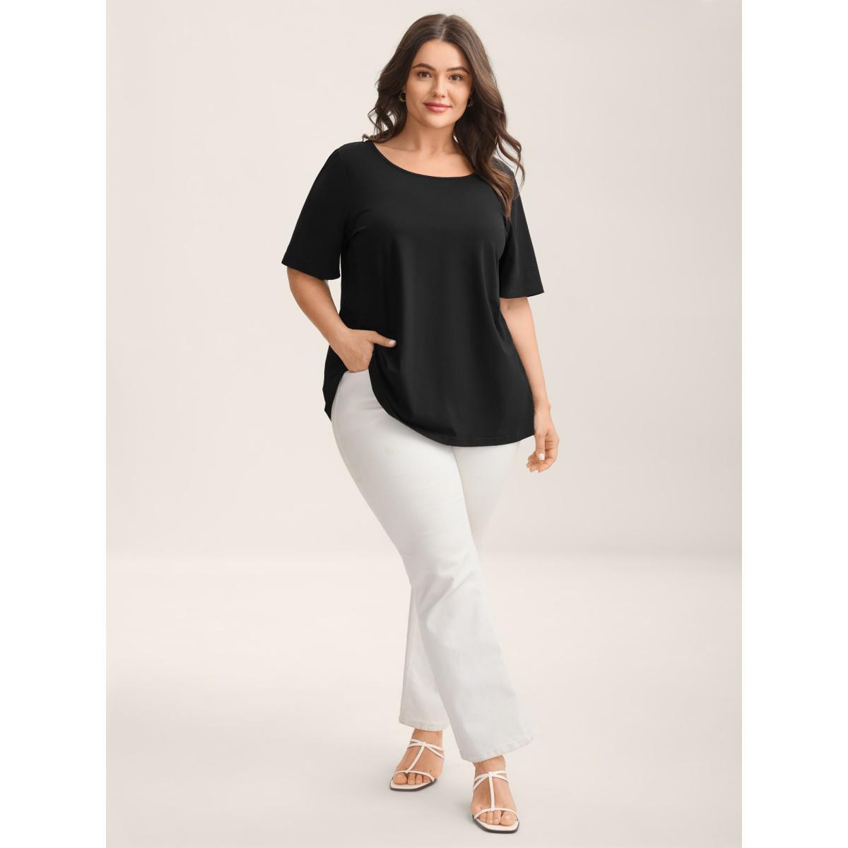 Plus Size Cotton Backless Pearl Chain Stretchy T-Shirt Black Women Backless Round Neck Everyday-Elegant T-shirts BloomChic 22-24/3X Product Image