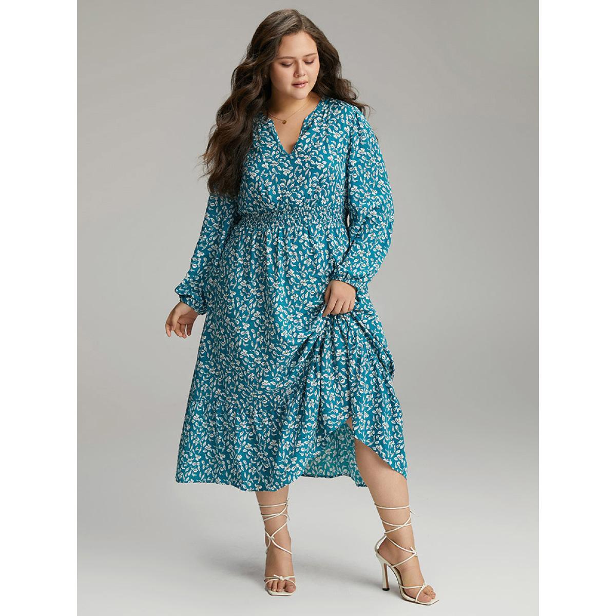 Plus Size Supersoft Essentials Ditsy Floral Shirred Pocket Dress Cerulean Women Elegant Elastic cuffs V-neck Long Sleeve Curvy Midi Dress BloomChic 14-16/1X Product Image
