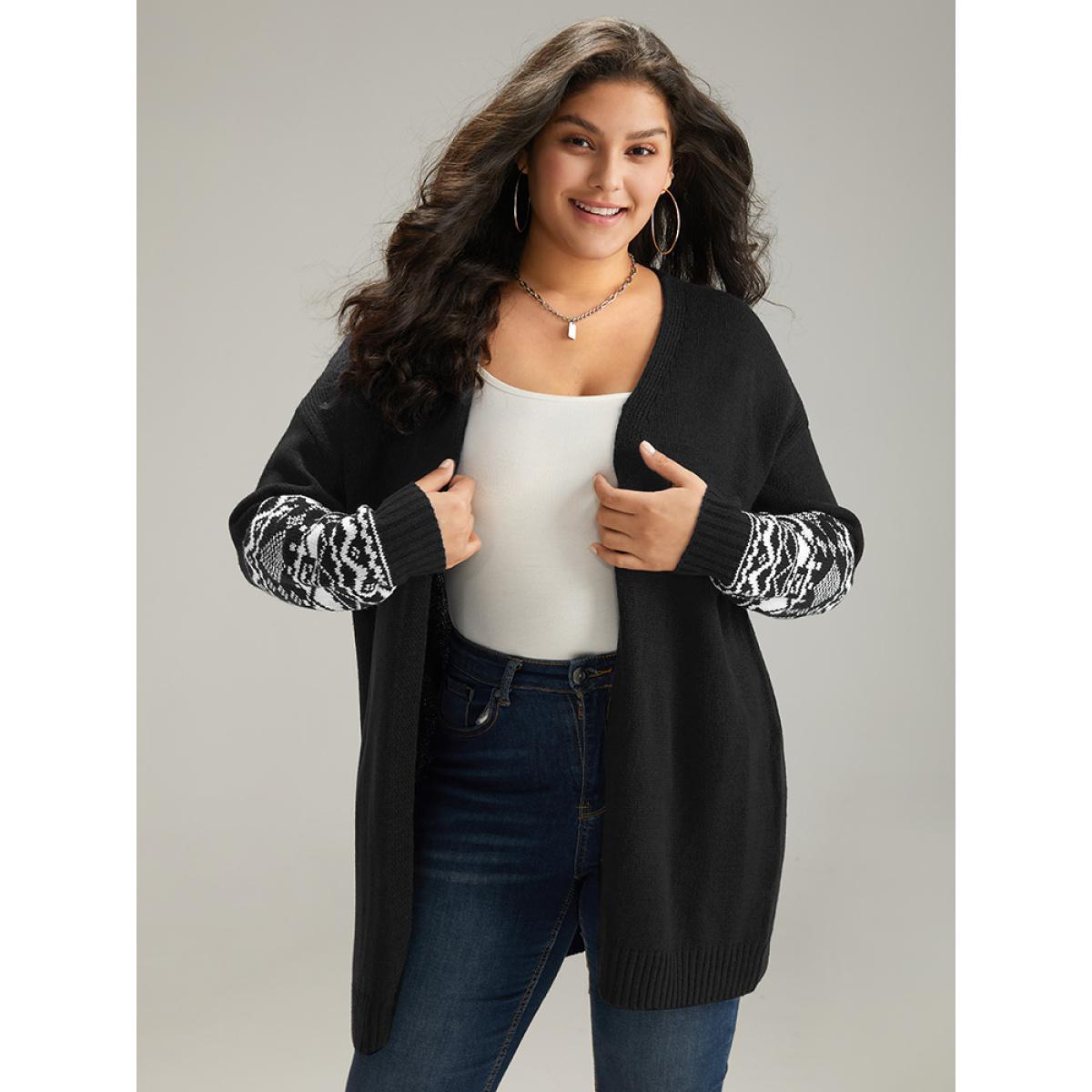 Plus Size Geometric Graphic Open Front Tunic Cardigan Black Women Casual Loose Long Sleeve Dailywear Cardigans BloomChic 18-20/2X Product Image