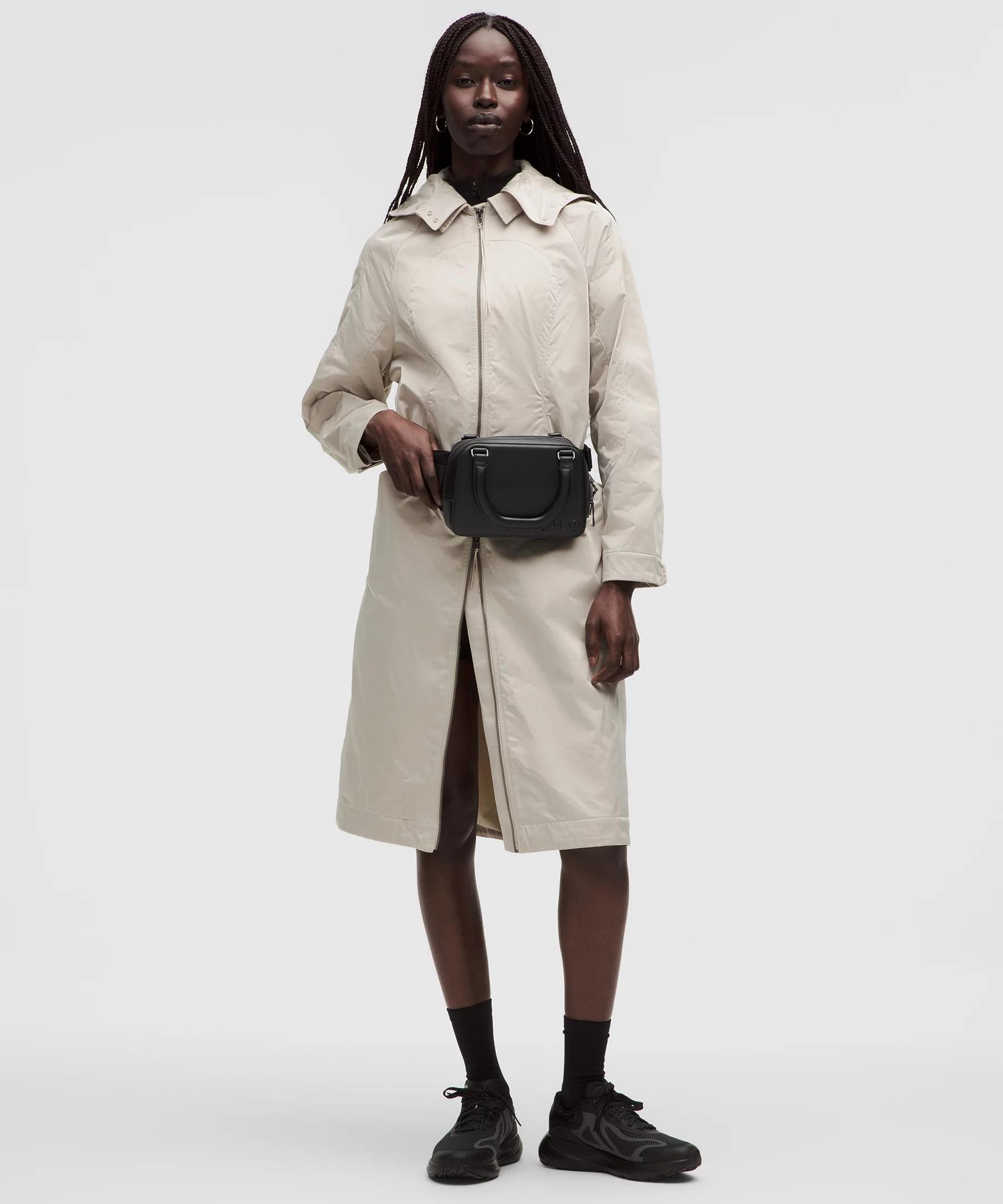 Top-Handle Large Belt Bag 2L *SLNSH Collection Product Image