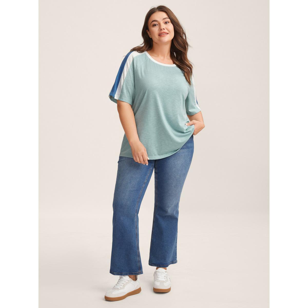 Plus Size Color Block Shoulder Flowy T-Shirt Mint Women Contrast Round Neck Everyday-Casual T-shirts BloomChic 22-24/3X Product Image