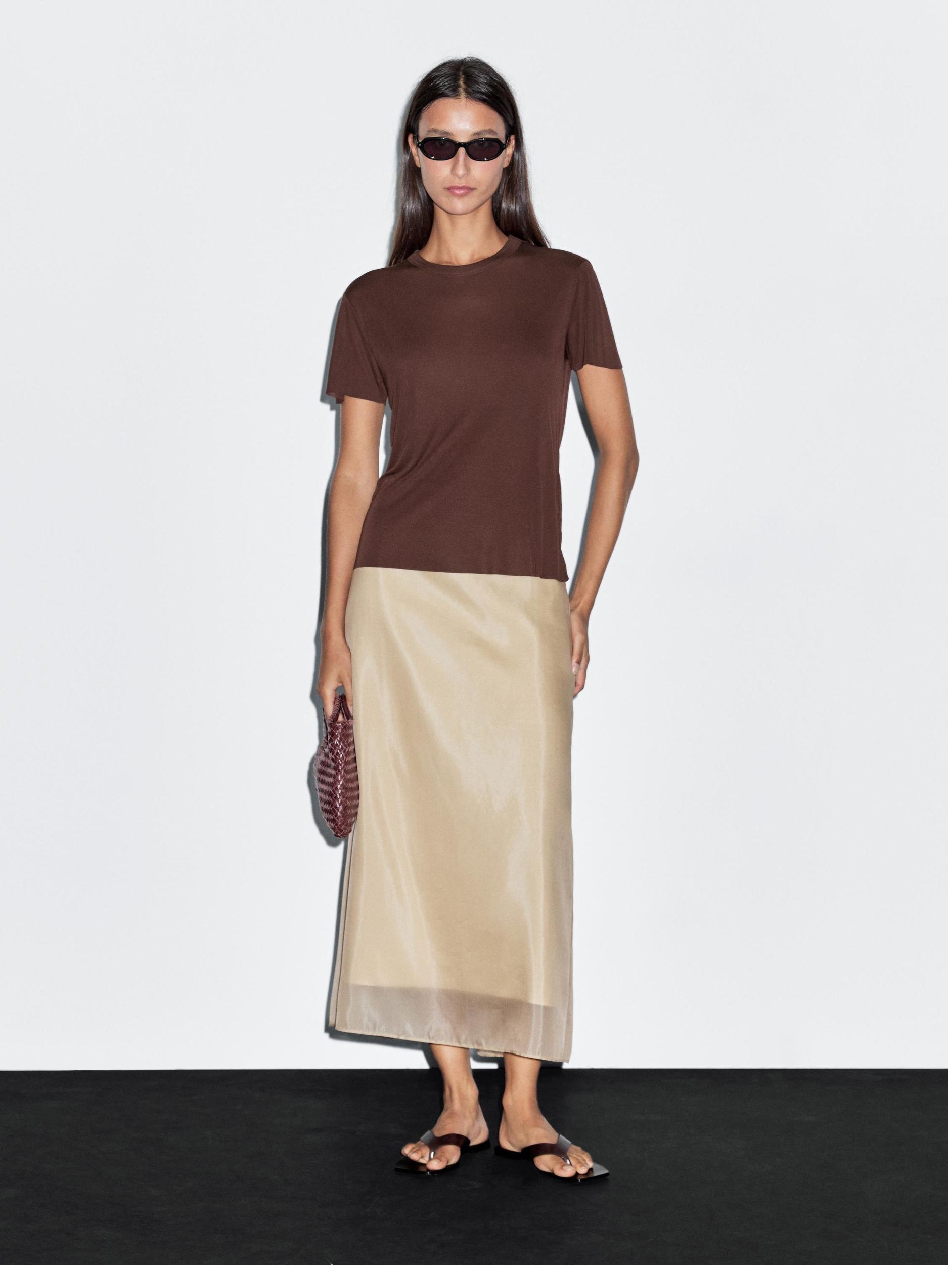 Flowing short sleeve T-shirt Product Image