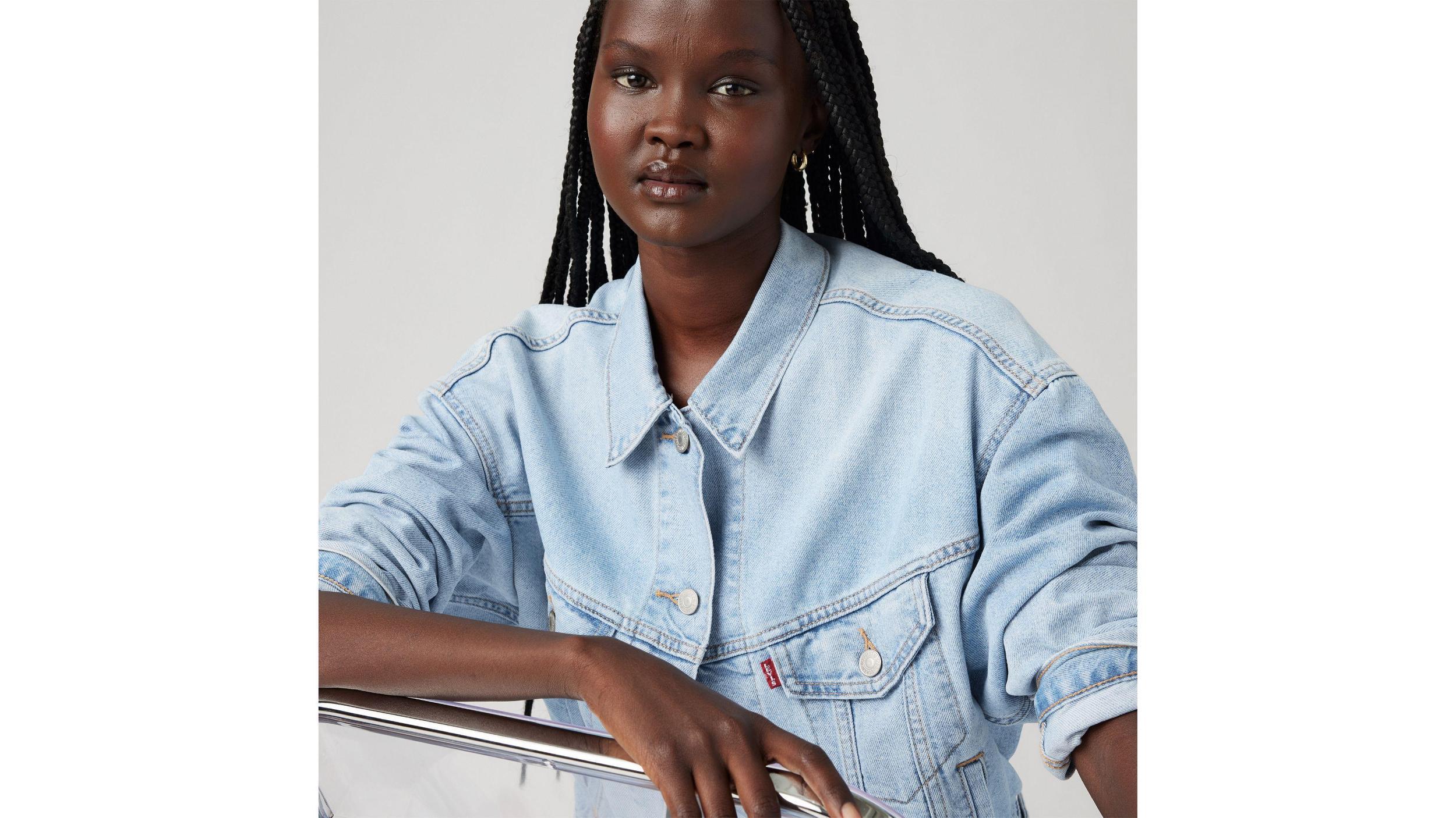 Shrunken '90s Trucker Jacket Product Image