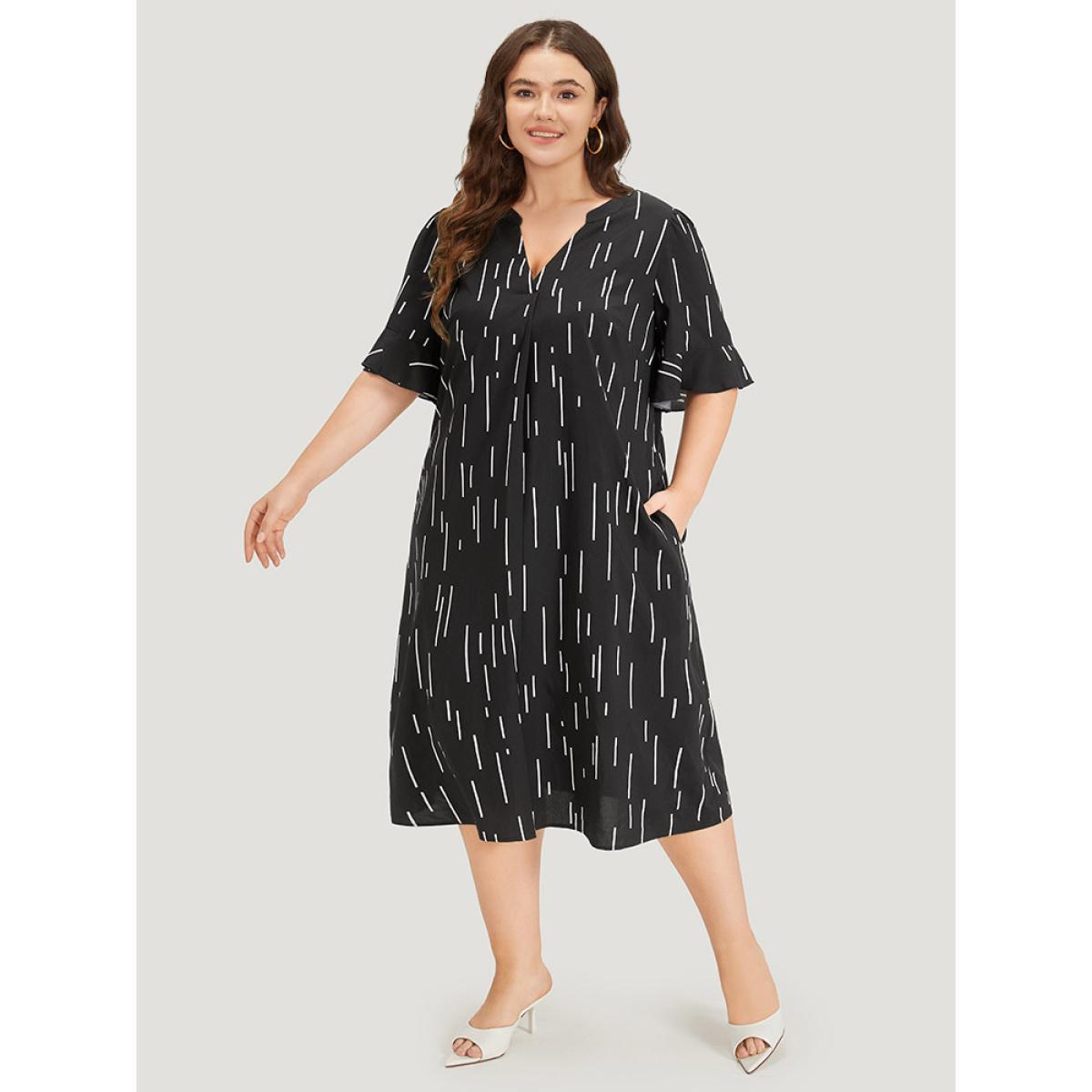 Plus Size Line Print Notched Bell Sleeve Ruffle Hem Dress Black Women Office Plain Notched collar Half Sleeve Curvy Midi Dress BloomChic 28/5X Product Image