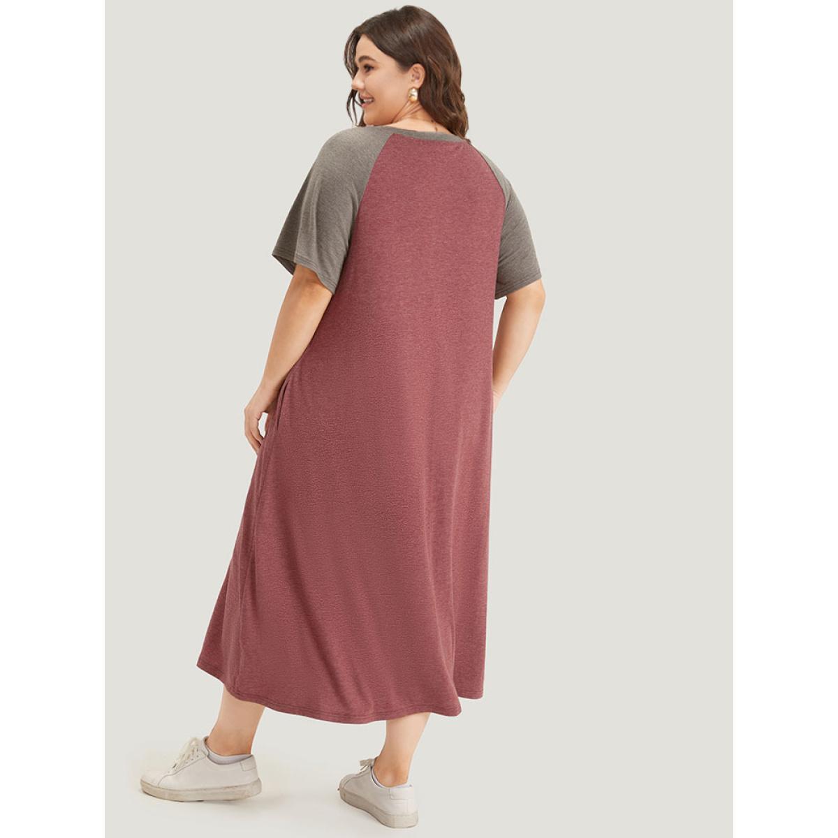 Plus Size Supersoft Essentials Heart Print Round Neck Raglan Sleeve Dress Burgundy Women Casual Printed Curvy Midi Dress BloomChic 12/L Product Image