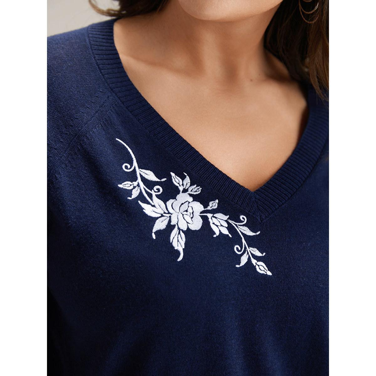 Plus Size Supersoft Essentials Floral Embroidered Pullover Indigo Women Casual Loose Long Sleeve V-neck Dailywear Pullovers BloomChic 30/6X Product Image