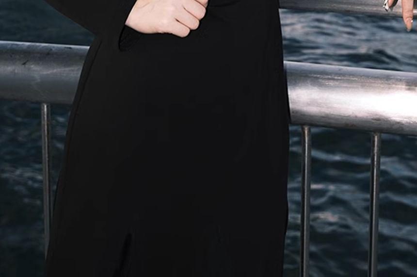 Long-Sleeve Scoop Neck Plain Beaded Maxi Mermaid Dress Product Image