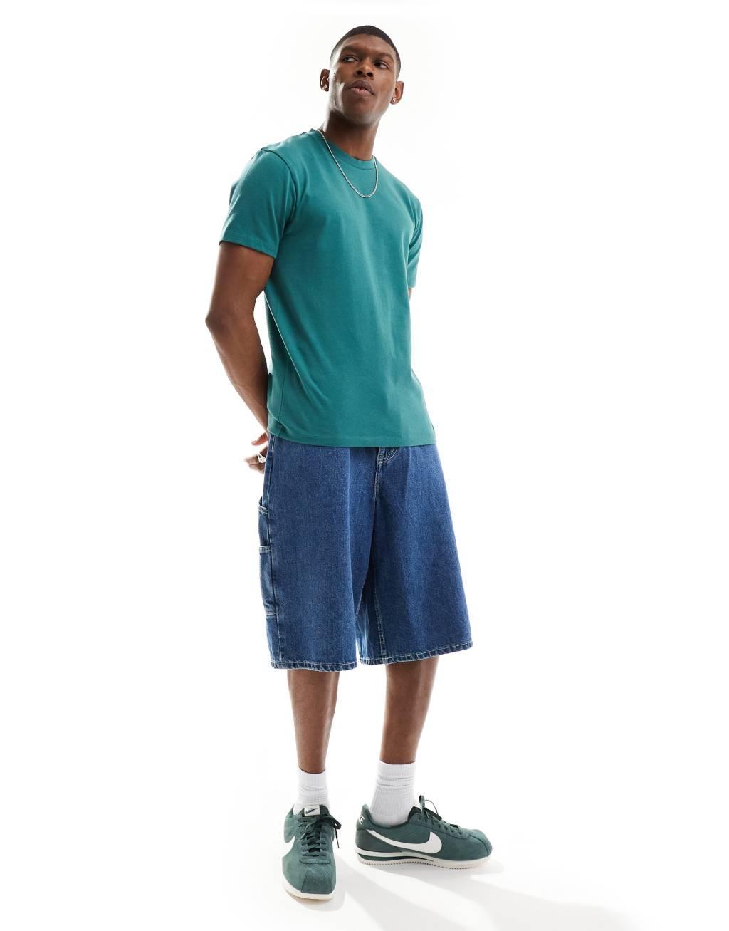 ASOS DESIGN essential heavyweight crew neck t-shirt 240gsm in dark green  Product Image