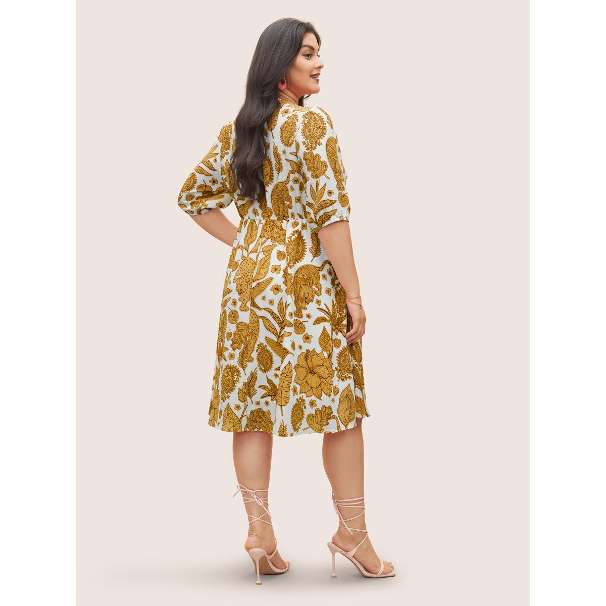 Plus Size Plants & Animal Print Notched Lantern Sleeve Dress DarkGreen Women Resort Non Notched collar Short sleeve Curvy Midi Dress BloomChic 28/5X Product Image