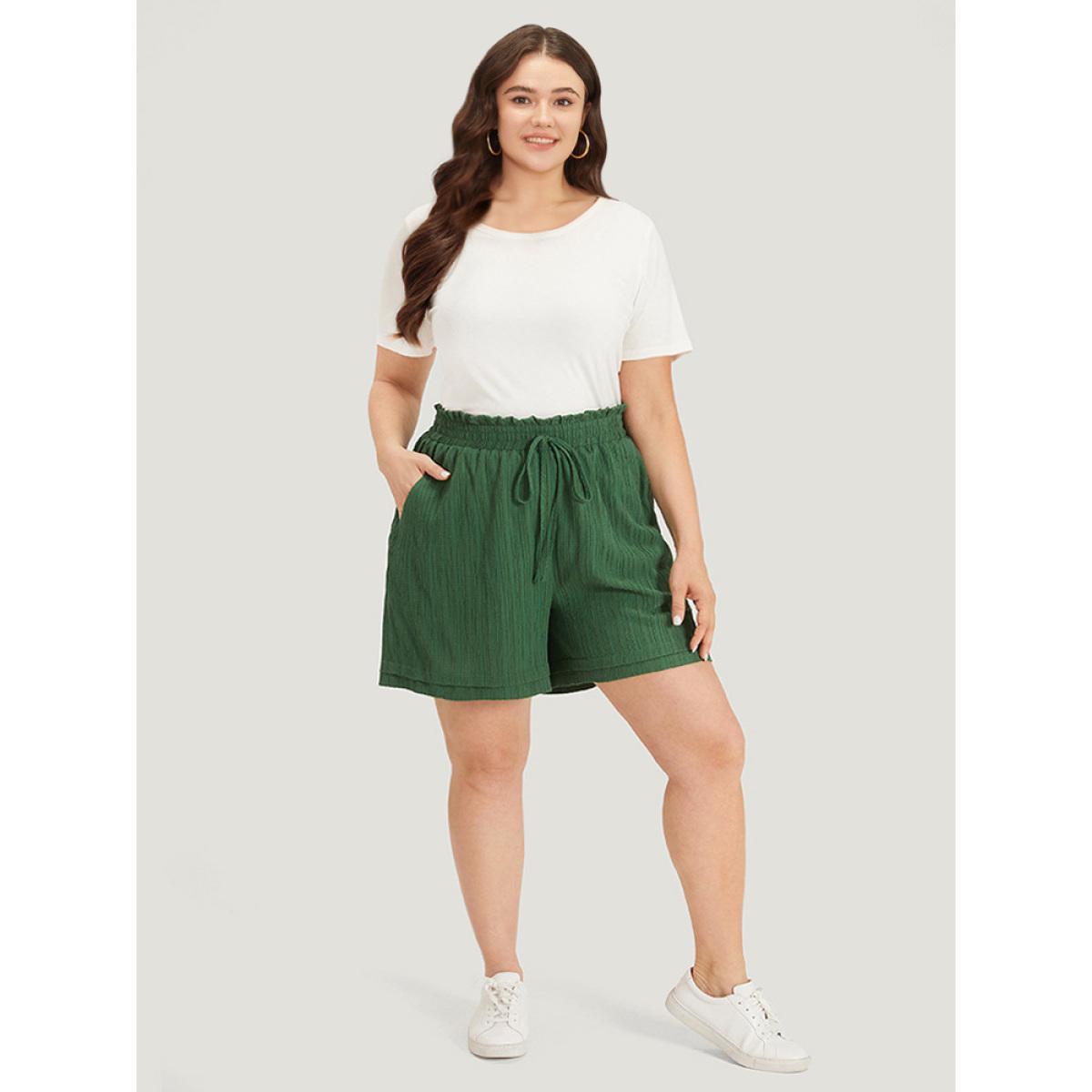 Plus Size Plisse Ties Pocket Paperbag Waist Layered Hem Shorts Women Green Casual Texture Dailywear Shorts BloomChic 26/4X Product Image