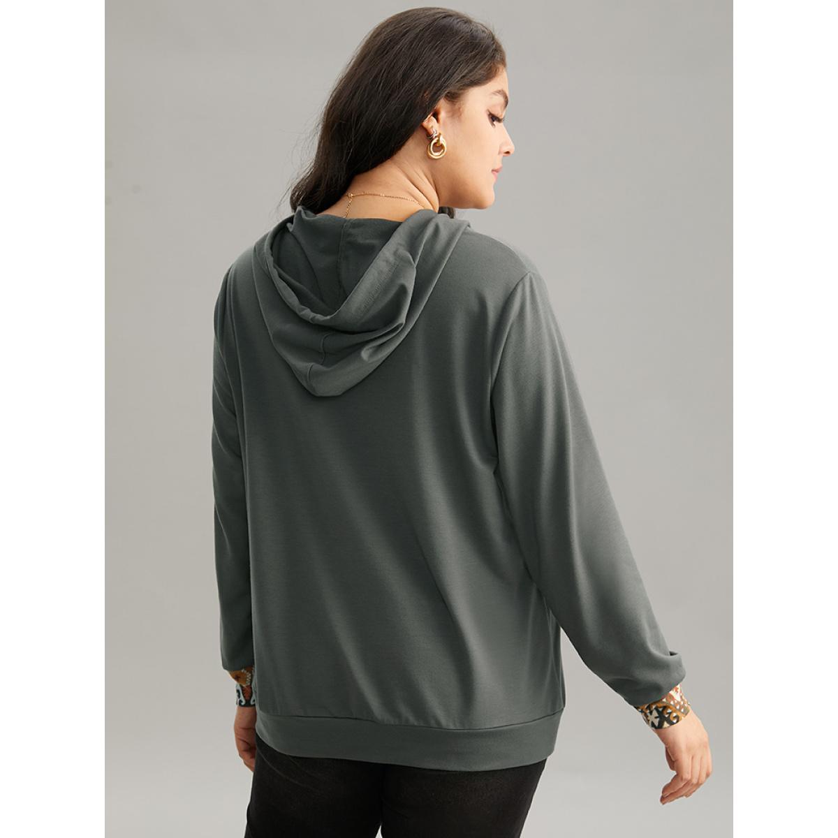 Plus Size Bandana Patchwork Hooded Pocket Drawstring Sweatshirt Women DimGray Elegant Patchwork Hooded Dailywear Sweatshirts BloomChic 18-20/2X Product Image