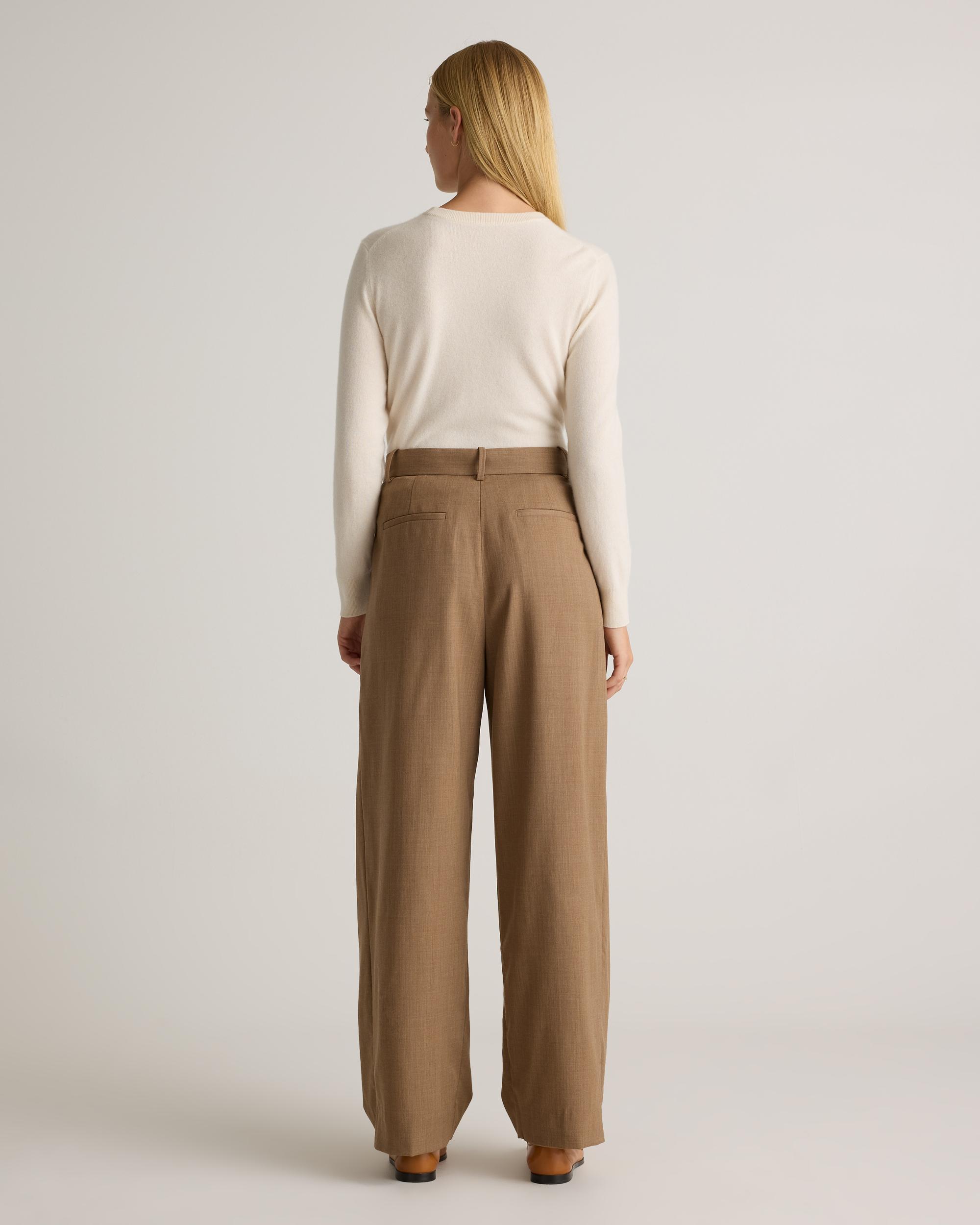 Women's Quince | The Classic Cashmere Crew | 100% Grade A Mongolian Cashmere - Size XS Product Image