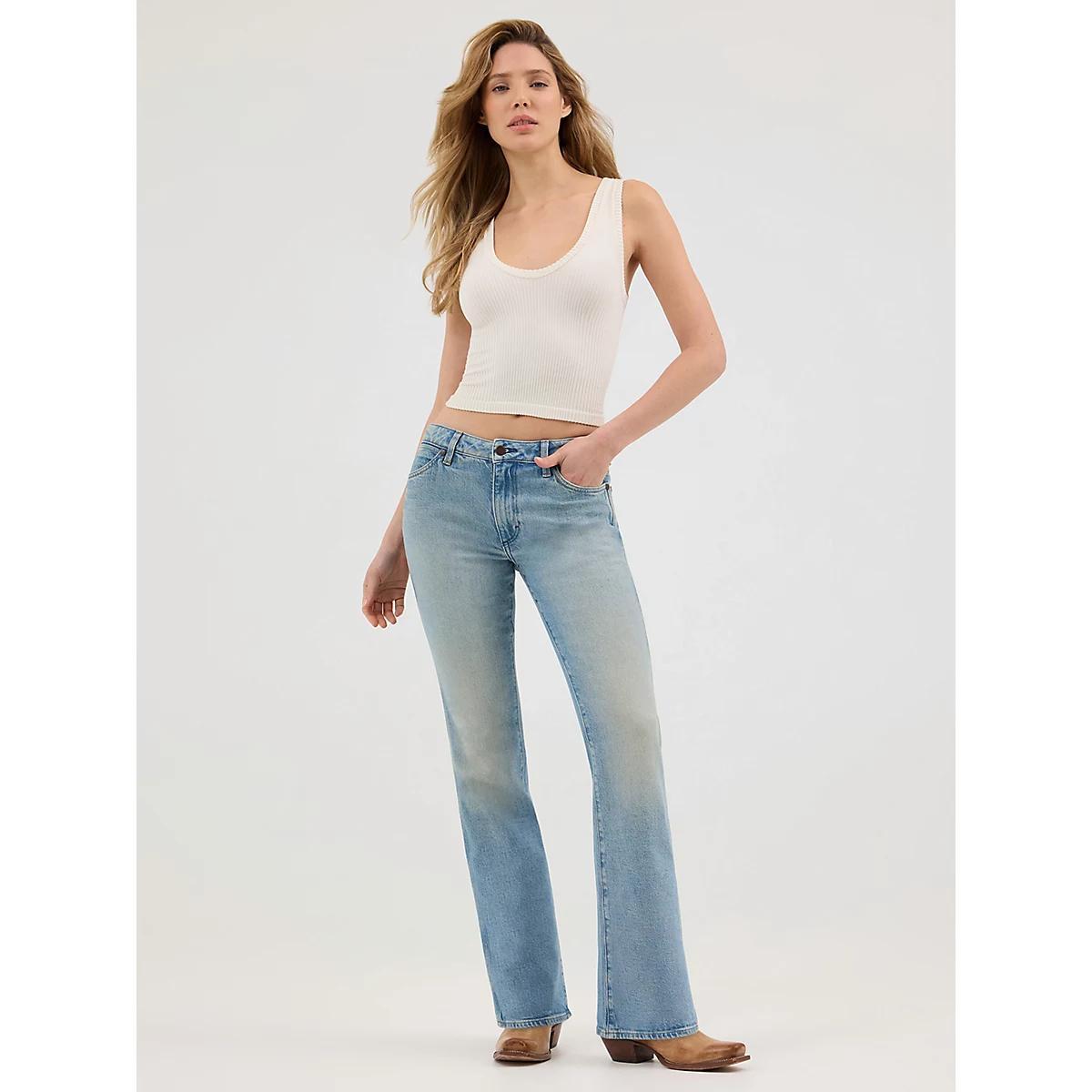 Women's Bootcut Jean in Golden Days Product Image