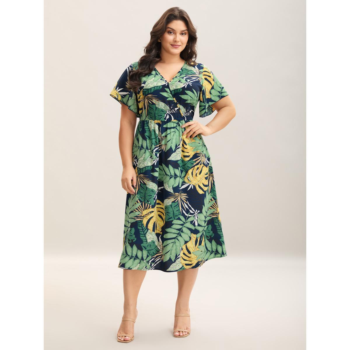 Plus Size Breezy Tropical Print Pockets Midi Dress DarkBlue Women Overlap Collar Short sleeve Curvy BloomChic 12/L Product Image