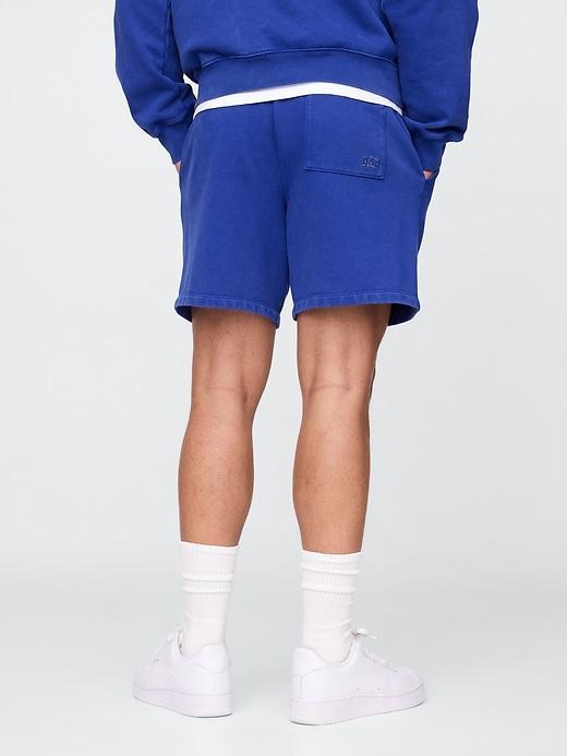 NBA Philadelphia Sixers Logo Heavyweight Sweat Shorts Product Image