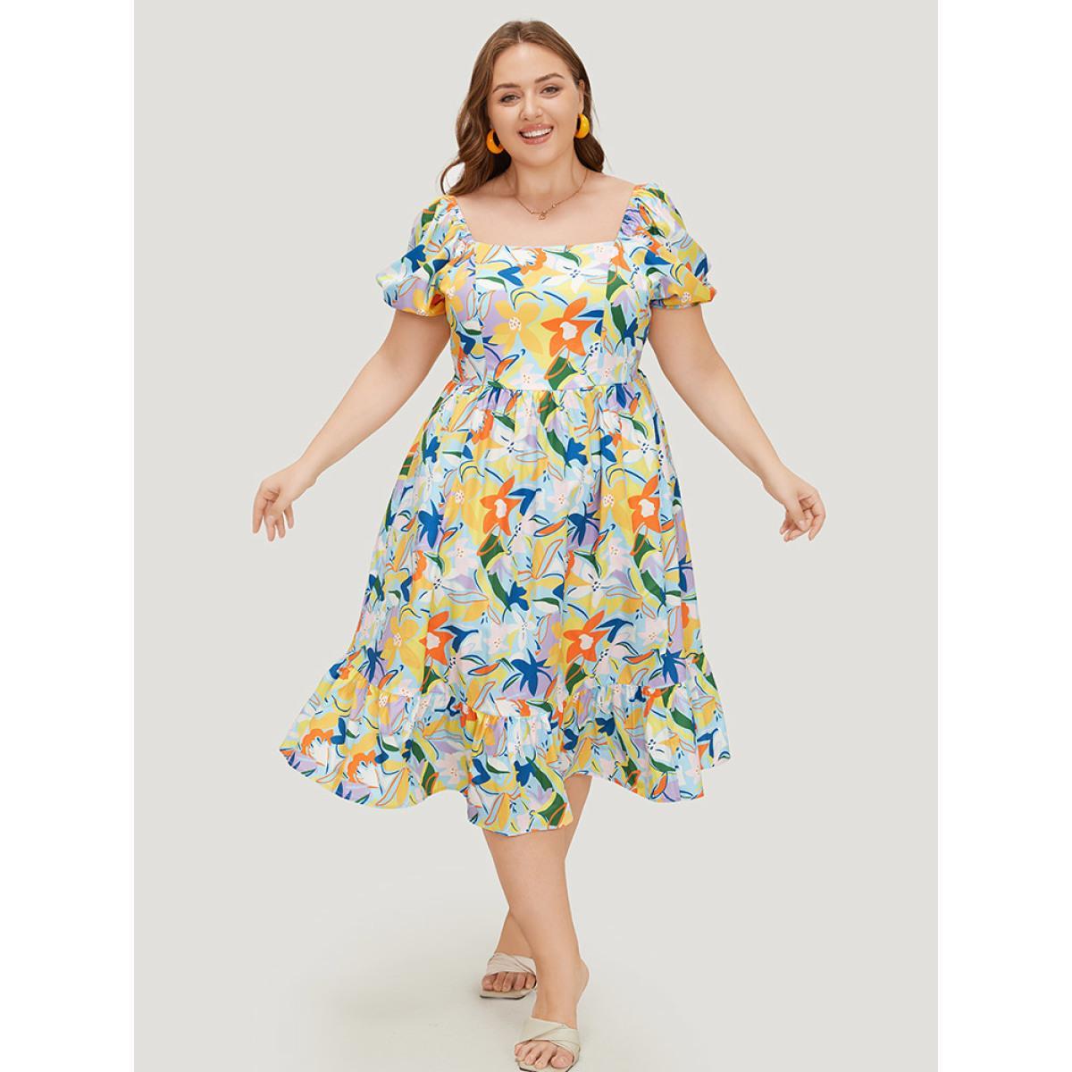 Plus Size Floral Print Pocket Ruffle Hem Square Neck Dress Multicolor Women Elegant Tiered Square Neck Short sleeve Curvy Midi Dress BloomChic 30/6X Product Image