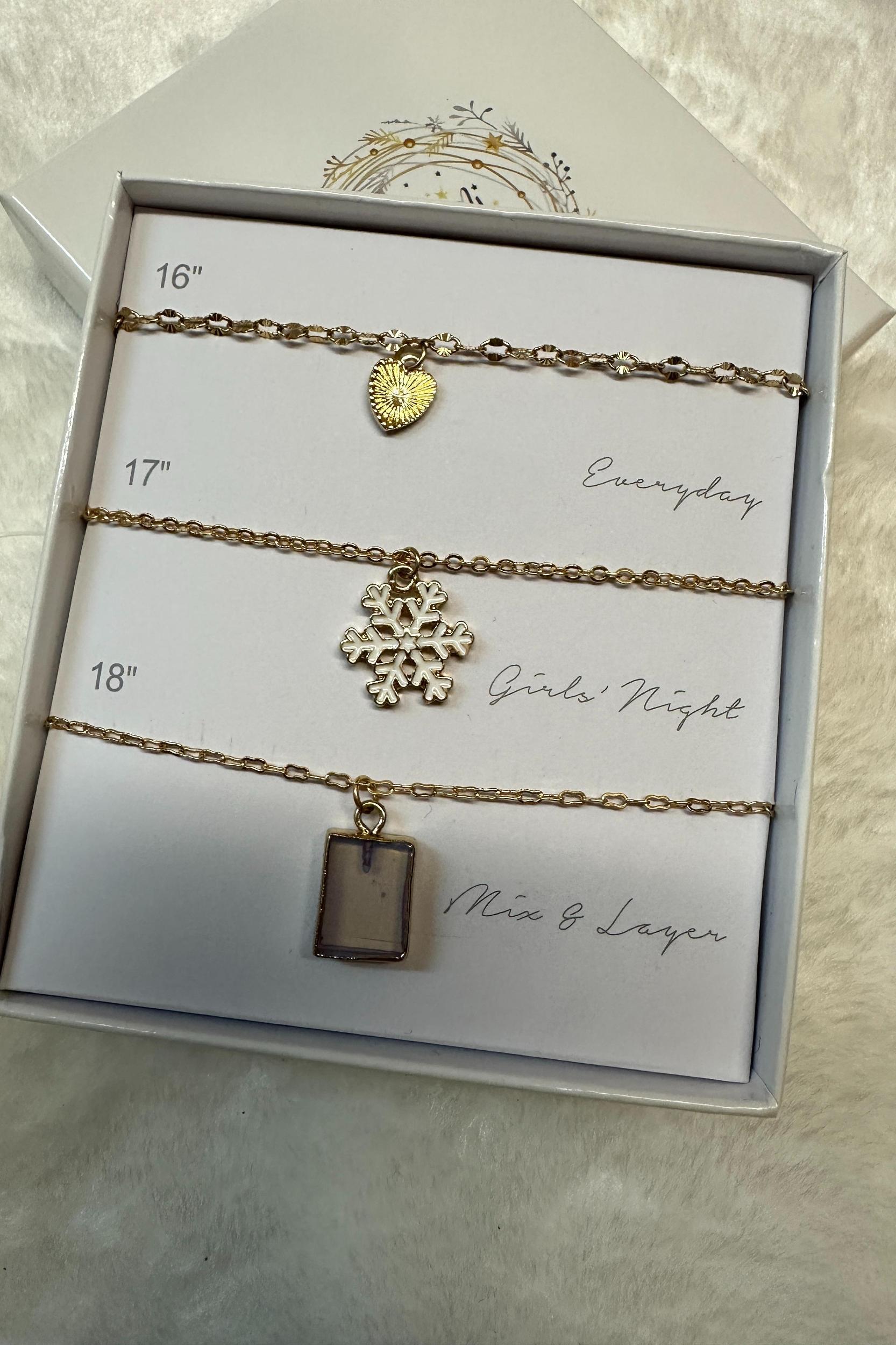 Boxed Christmas Necklace Gift Set Product Image