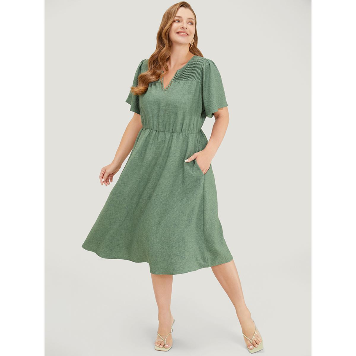 Plus Size Solid Pleated Detail Lace Pocket Ruffle Sleeve Dress Emerald Women Elegant Pleated V-neck Short sleeve Curvy Midi Dress BloomChic 26/4X Product Image