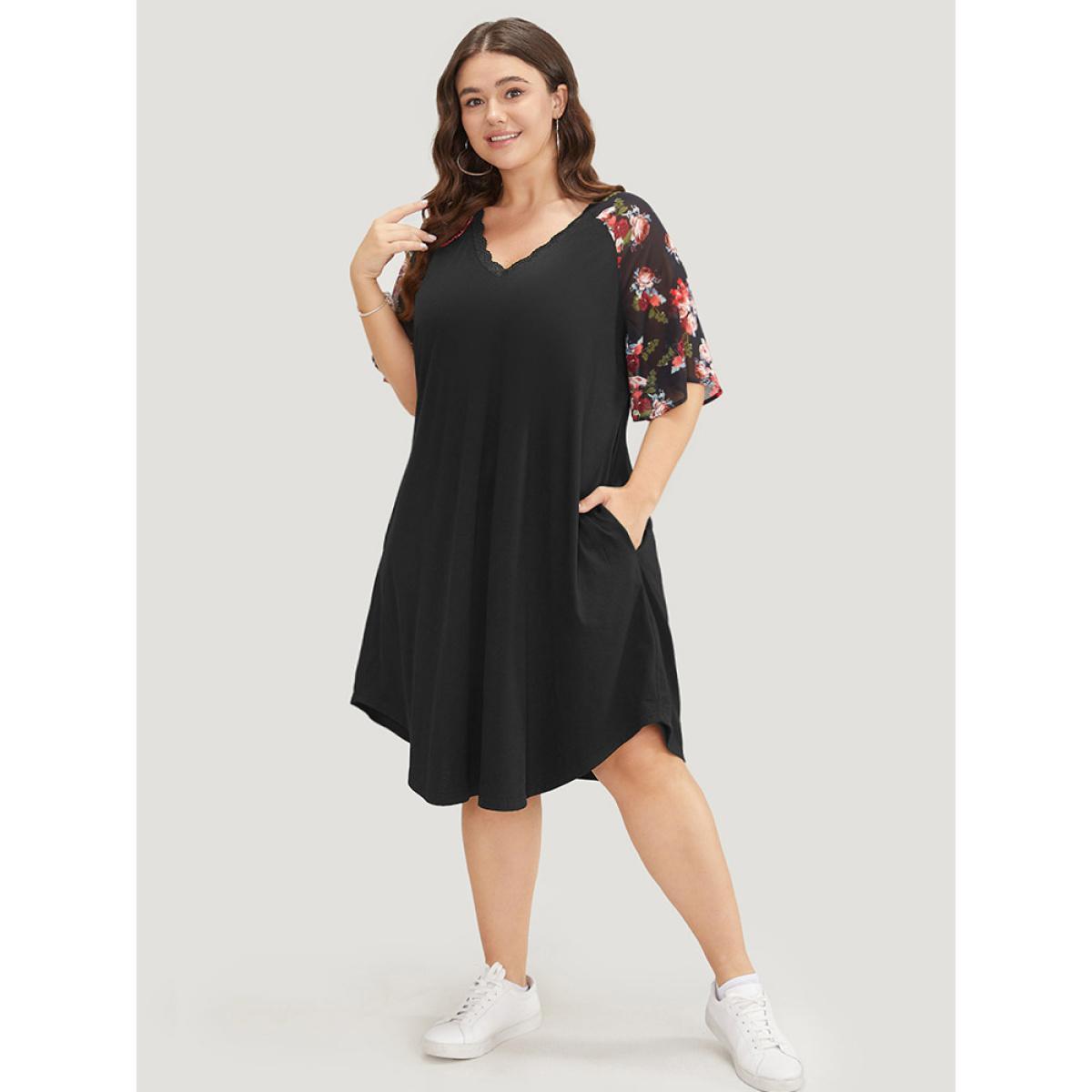 Plus Size Floral Raglan Sleeve Lace Trim Pocket Arc Hem Dress Black Women Casual Non V-neck Short sleeve Curvy Midi Dress BloomChic 10/M Product Image