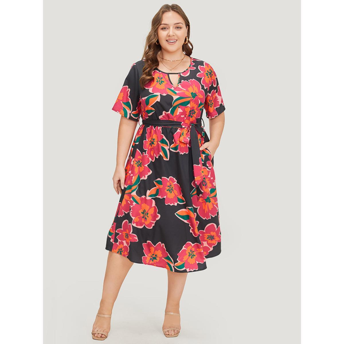 Plus Size Floral Pocket Belted Keyhole Neck Midi Dress Black Women Office Belted Round Neck Short sleeve Curvy Midi Dress BloomChic 30/6X Product Image