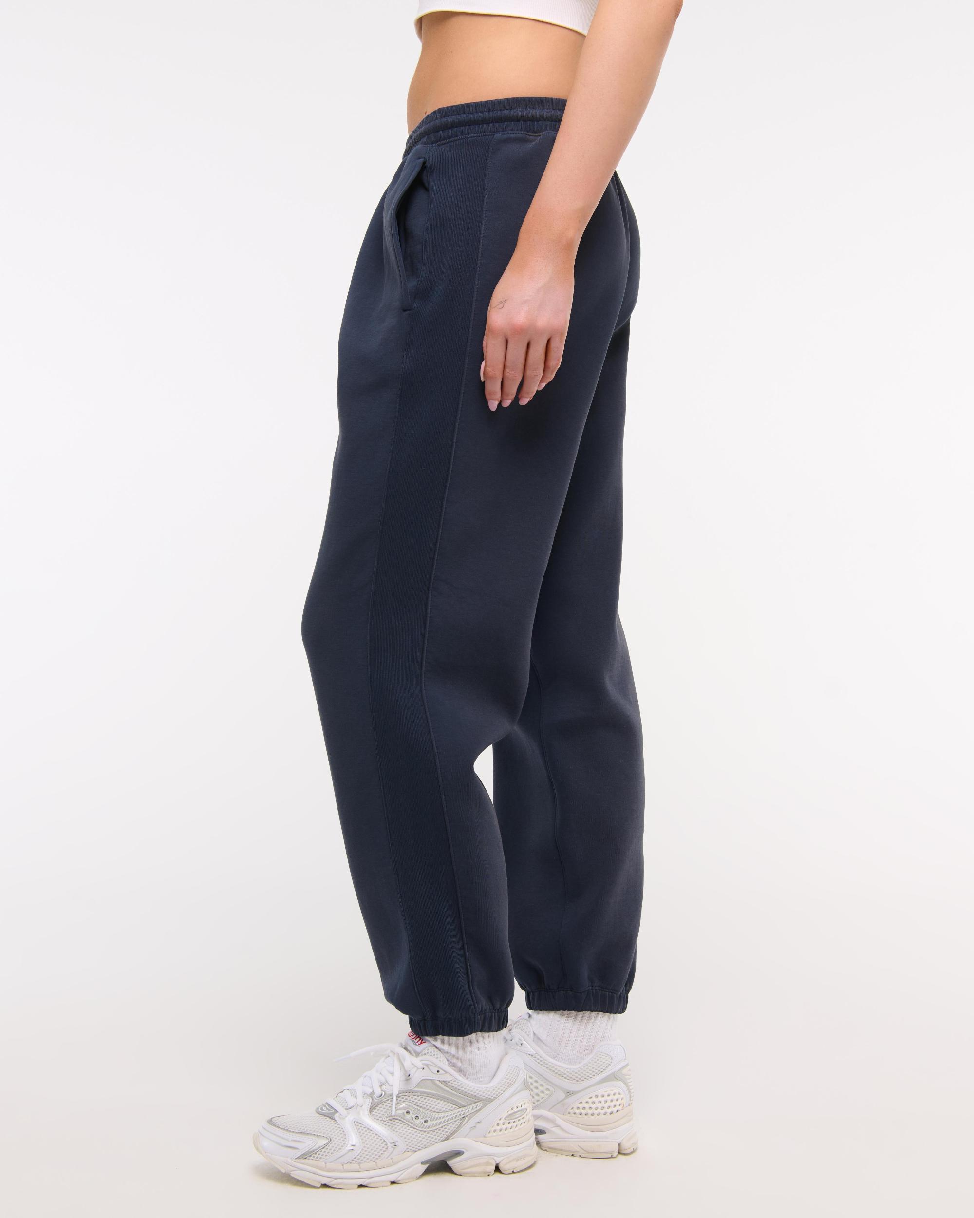 YPB neoKNIT MAX Mid Rise Cinched Pant Product Image